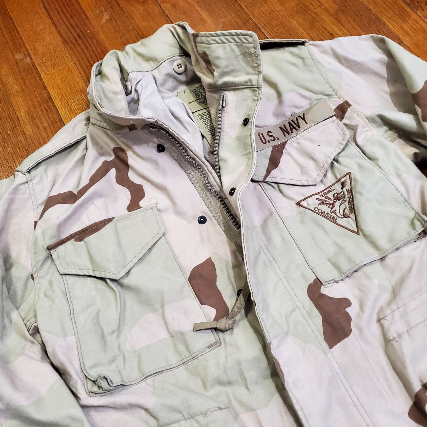 Vintage VINTAGE U.S. NAVY JACKET Coat Desert Camouflage Field Cold Weather Navy Patch Military Size US S / EU 44-46 / 1 - 5 Thumbnail