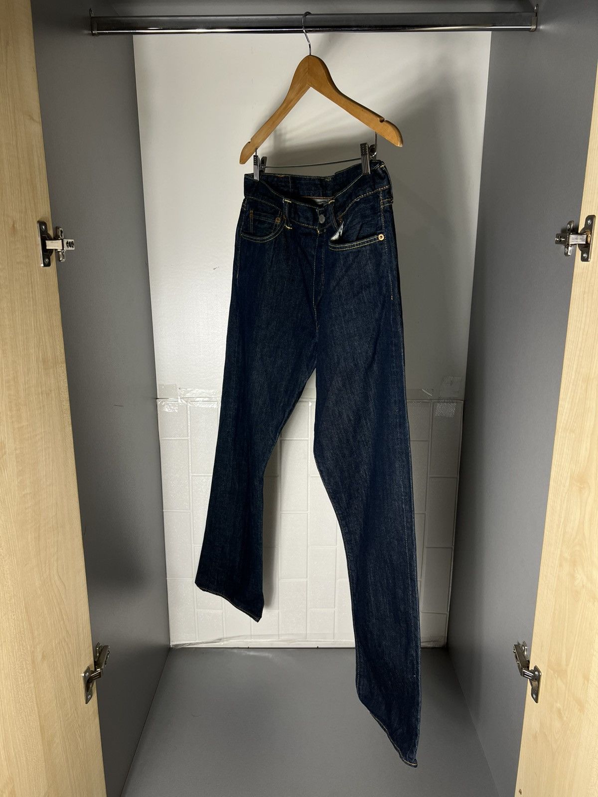 Levi's VINTAGE LEVI’S 501 CLOTHING MADE & CRAFTED DENIM JEANS CASUAL DESIGNER Y2K USA 90s Size US 36 / EU 52 - 12 Thumbnail