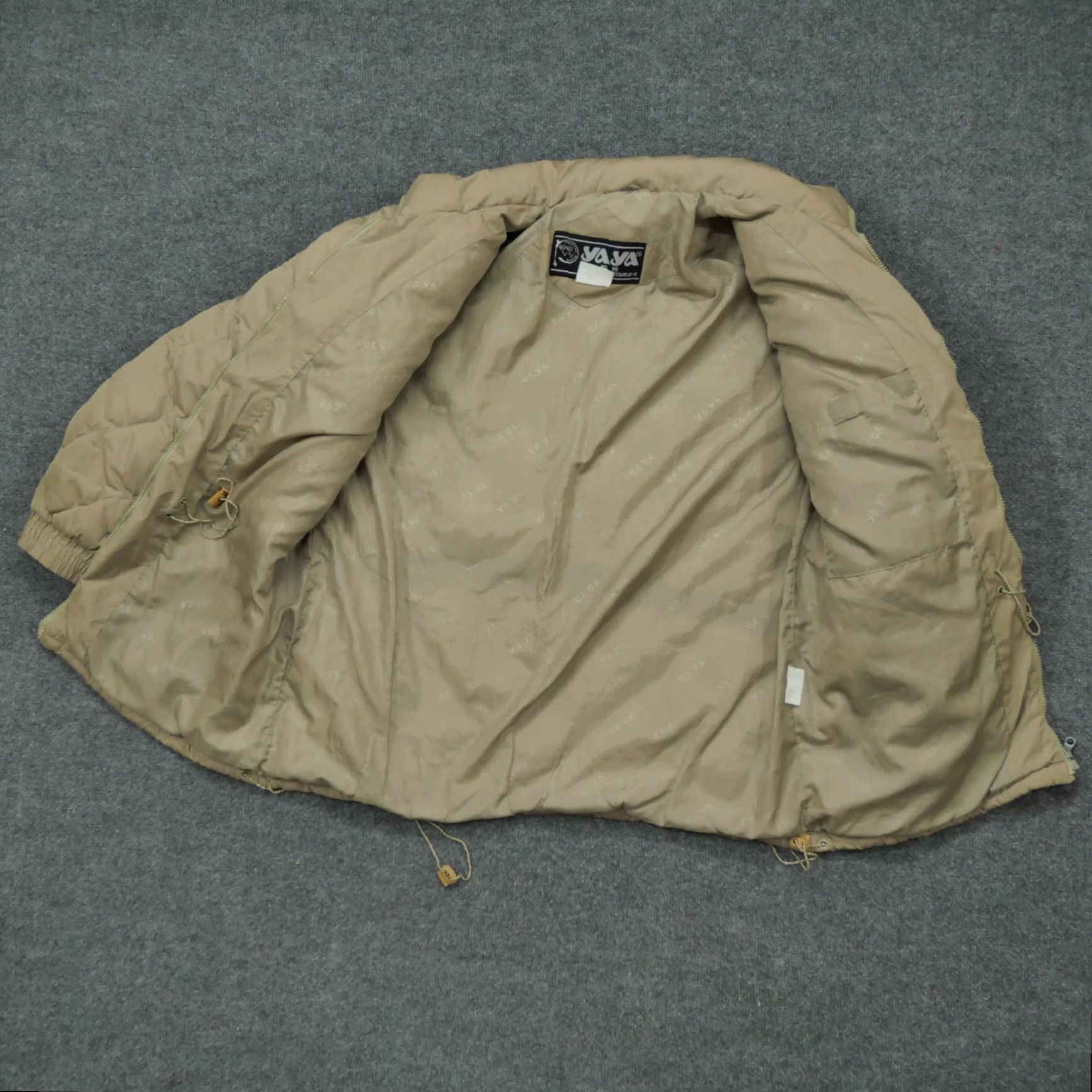 Vintage VINTAGE Yaya Jacket Men M Tan Brown Goose Down Coat Puffer 70s 80s Zip Full Zip Polyester Down Jacket Size US M / EU 48-50 / 2 - 7 Thumbnail