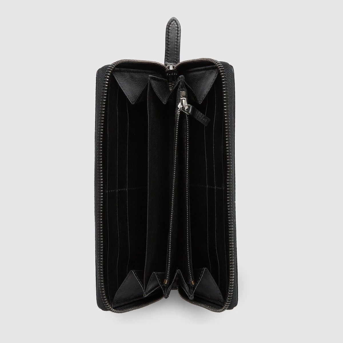 Gucci oc11z526 Size: OS / GG Emblem Zip Around Wallet in Black Size ONE SIZE - 3 Thumbnail