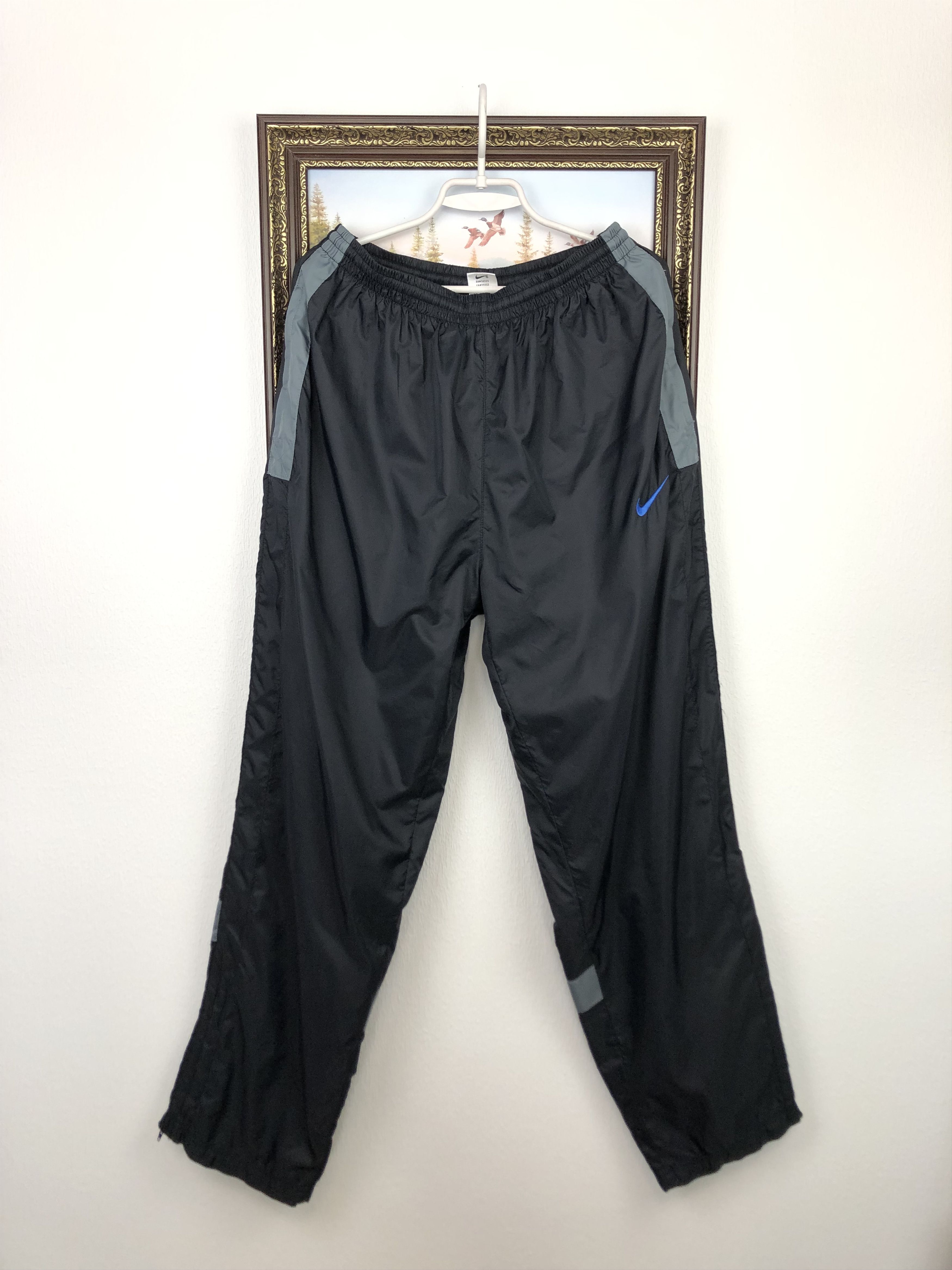 Nike Vintage 90's Nike Nylon Black Pants Track Sweatpants Size XL Size US 38 / EU 54 - 1 Thumbnail