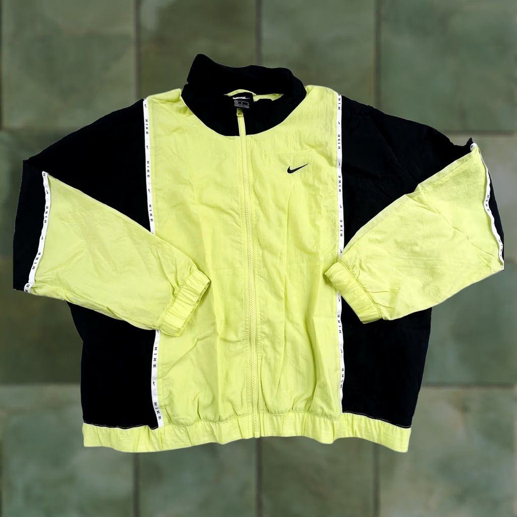 Nike Nike Jacket Mens M Yellow Black Full Zip Windbreaker Colorblock Athletic Size US M / EU 48-50 / 2 - 1 Thumbnail