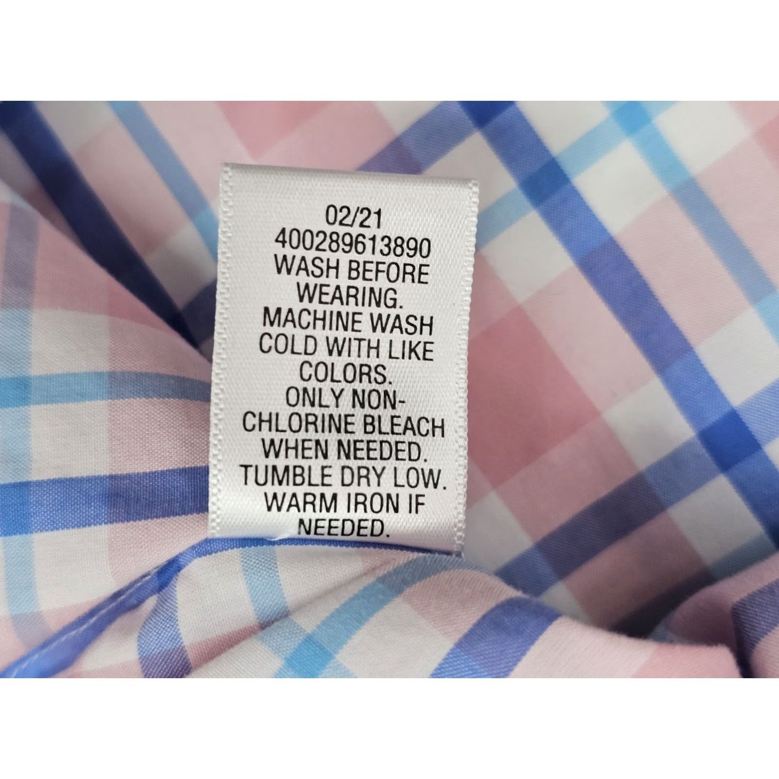 Croft & Barrow Croft & Barrow Easy Care Button Shirt Men L Pink / Blue Plaid EUC - Short Sleeve, Button-Front, Pocket, Cotton, Polyester, Classic Fit Size US L / EU 52-54 / 3 - 4 Thumbnail