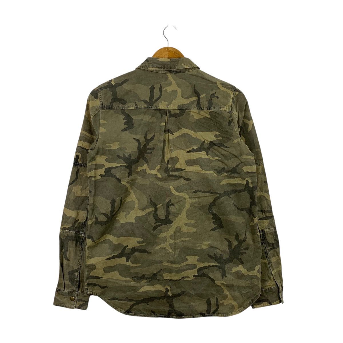 Japanese Brand × Zara ZARA Trafaluc Japanese Brand Casualwear Camouflage Shirts Size US XS / EU 42 / 0 - 2 Thumbnail
