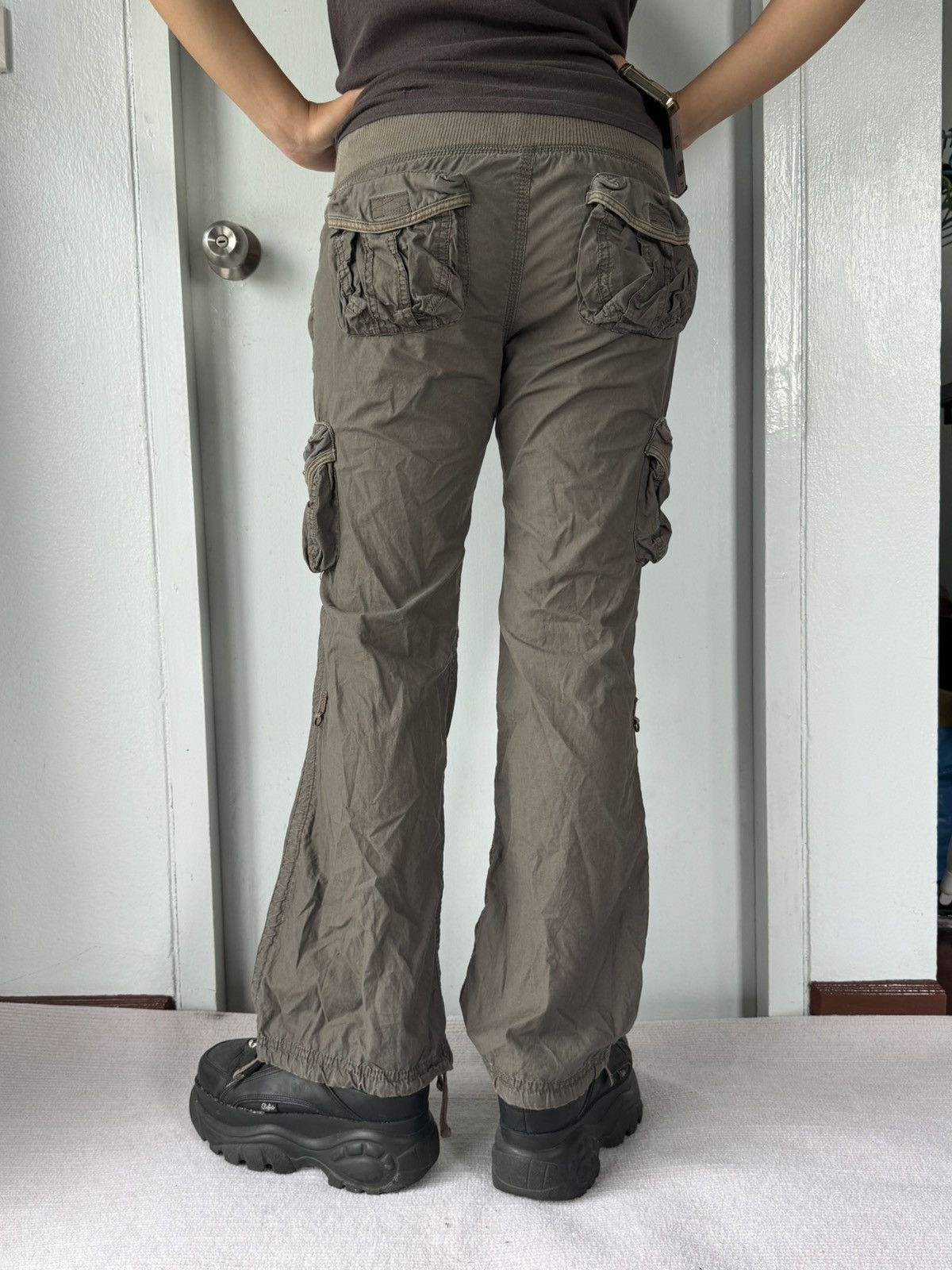 00s goa flare pants archive グランジ SOLD) G.O.A FLARED CARGO PANTS With all the hype around the