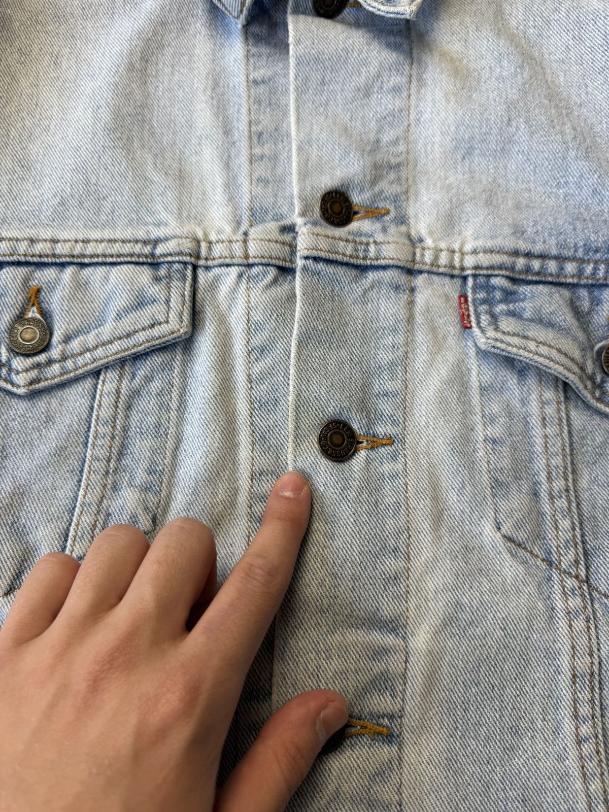 Levi's Vintage Levis Distressed Denim Jacket Made In USA Rare Y2K Size US L / EU 52-54 / 3 - 17 Thumbnail