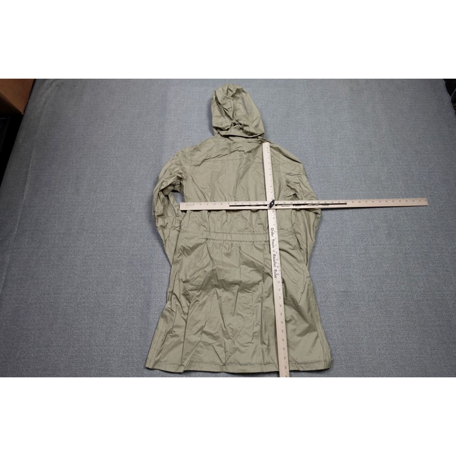 Patagonia Patagonia Jacket Women S Beige Windbreaker Hooded Lightweight Size S / US 4 / IT 40 - 6 Thumbnail