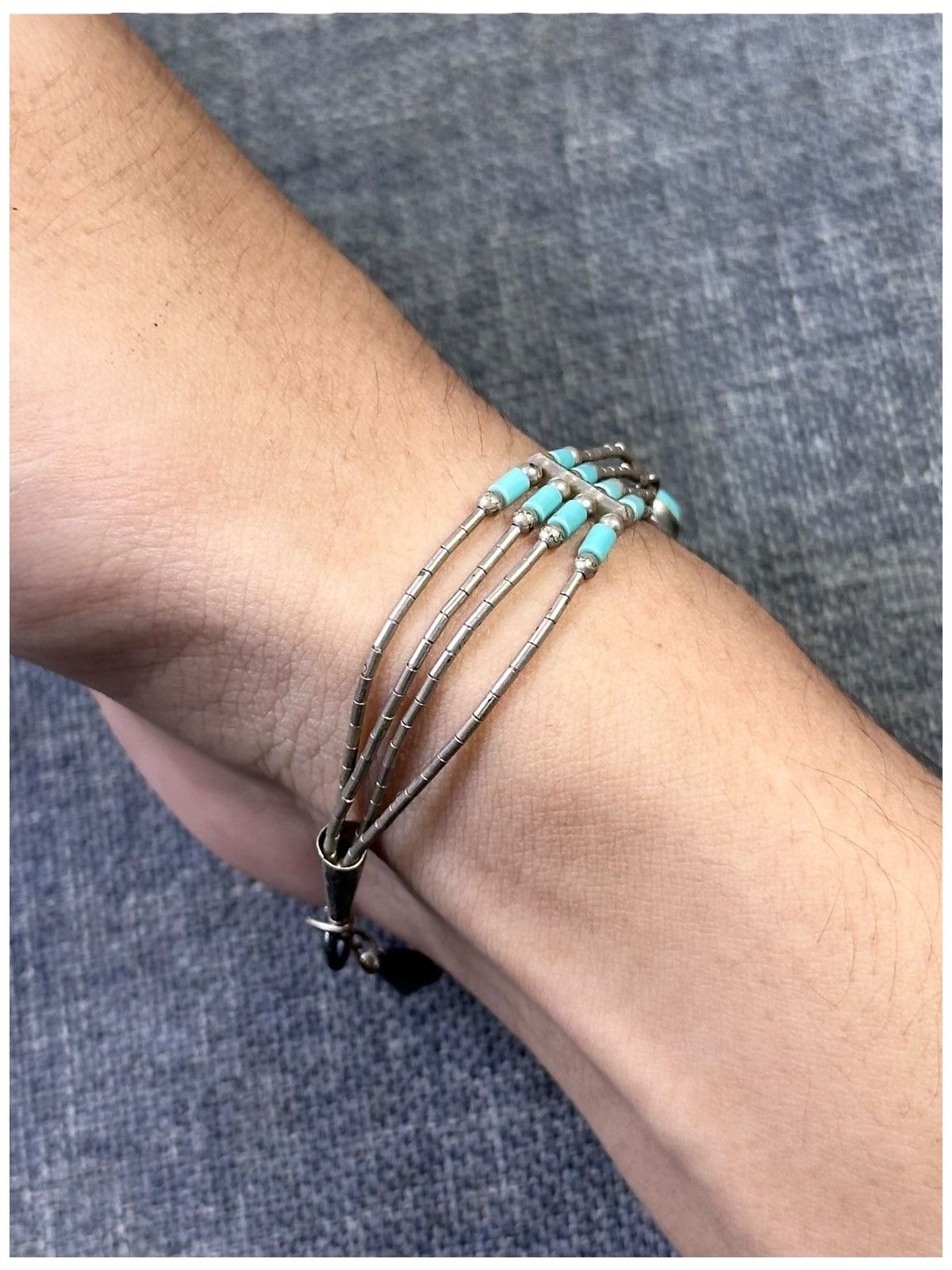 Vintage 1980s SOUTHWESTERN LIQUID SILVER HEISHI TURQUOISE BRACLET Size ONE SIZE - 3 Thumbnail