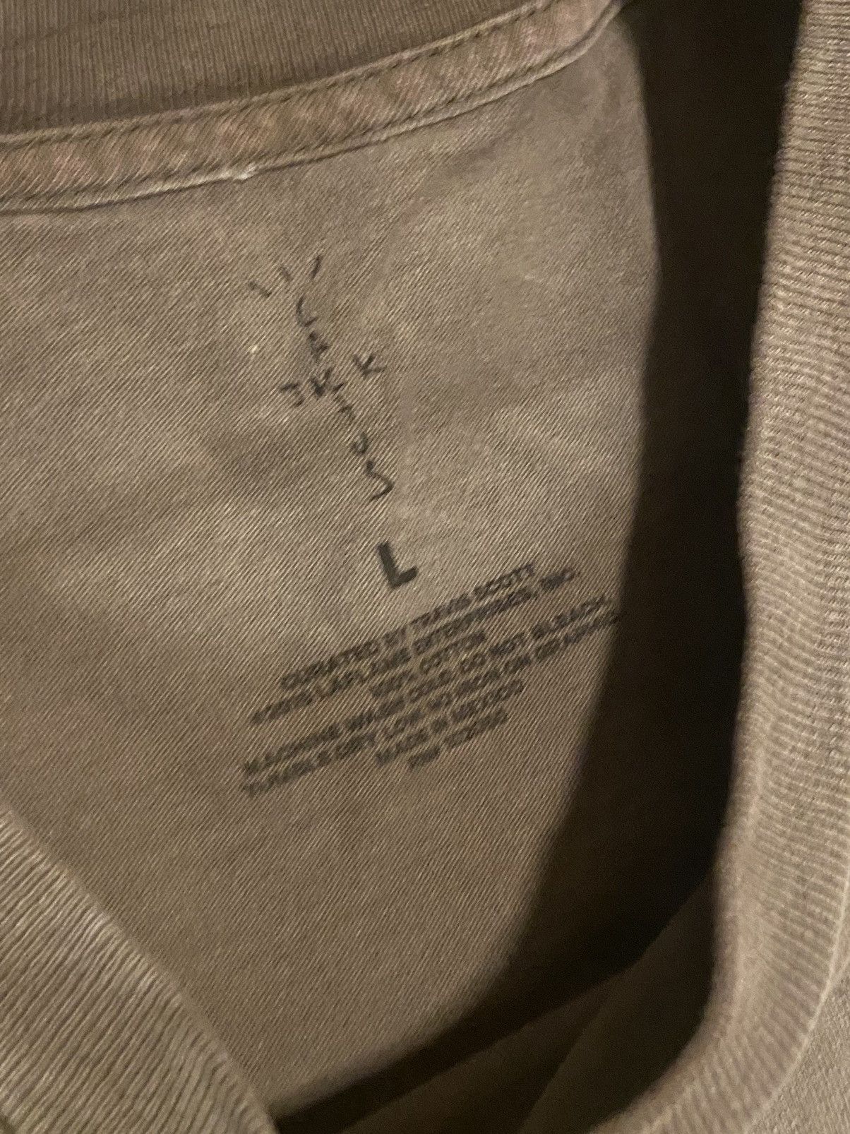 Travis Scott Travis Scott astrofest 2019 tee Size US L / EU 52-54 / 3 - 3 Thumbnail