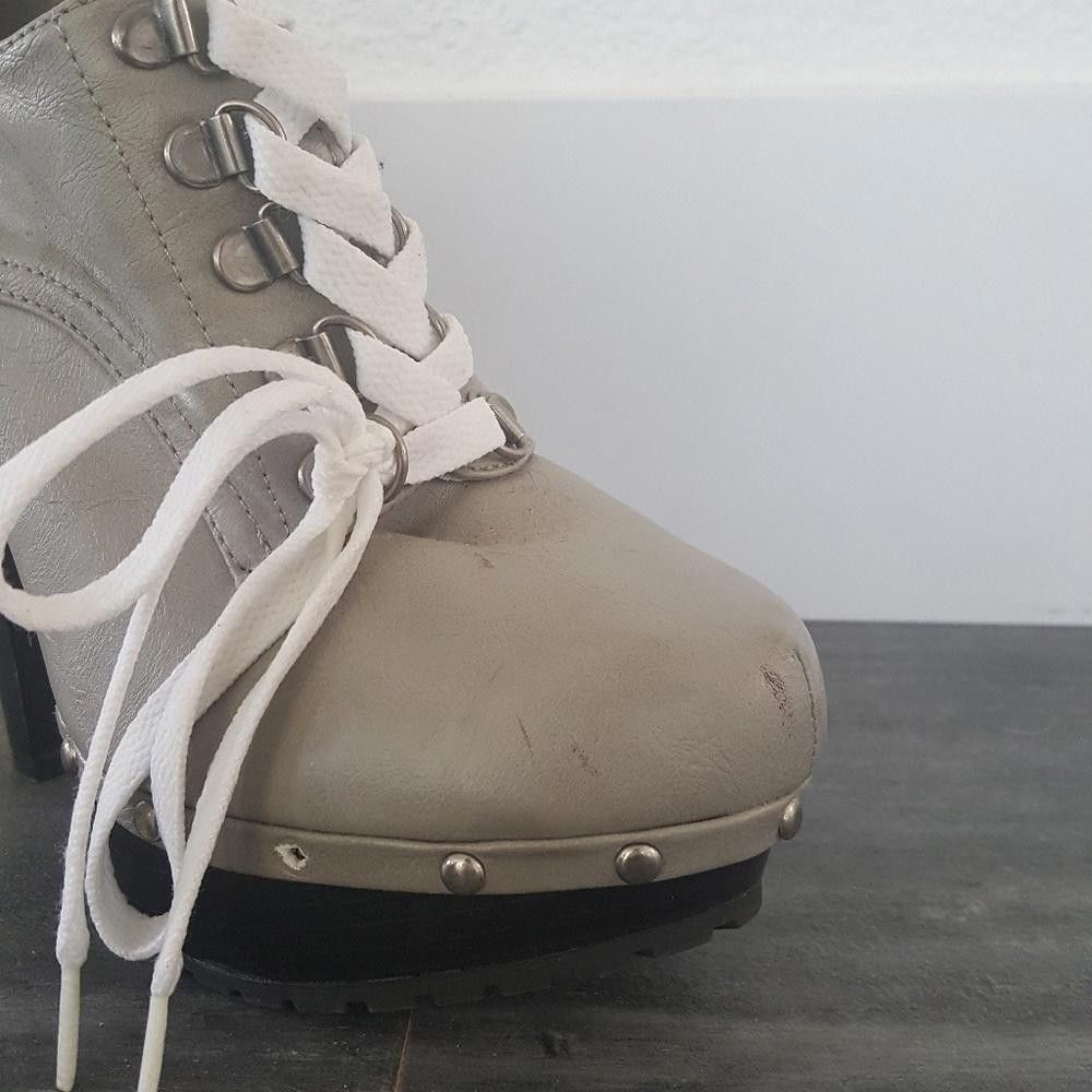 Designer Grey White Qupid Laced Up Booties Size US 7 / IT 37 - 5 Thumbnail