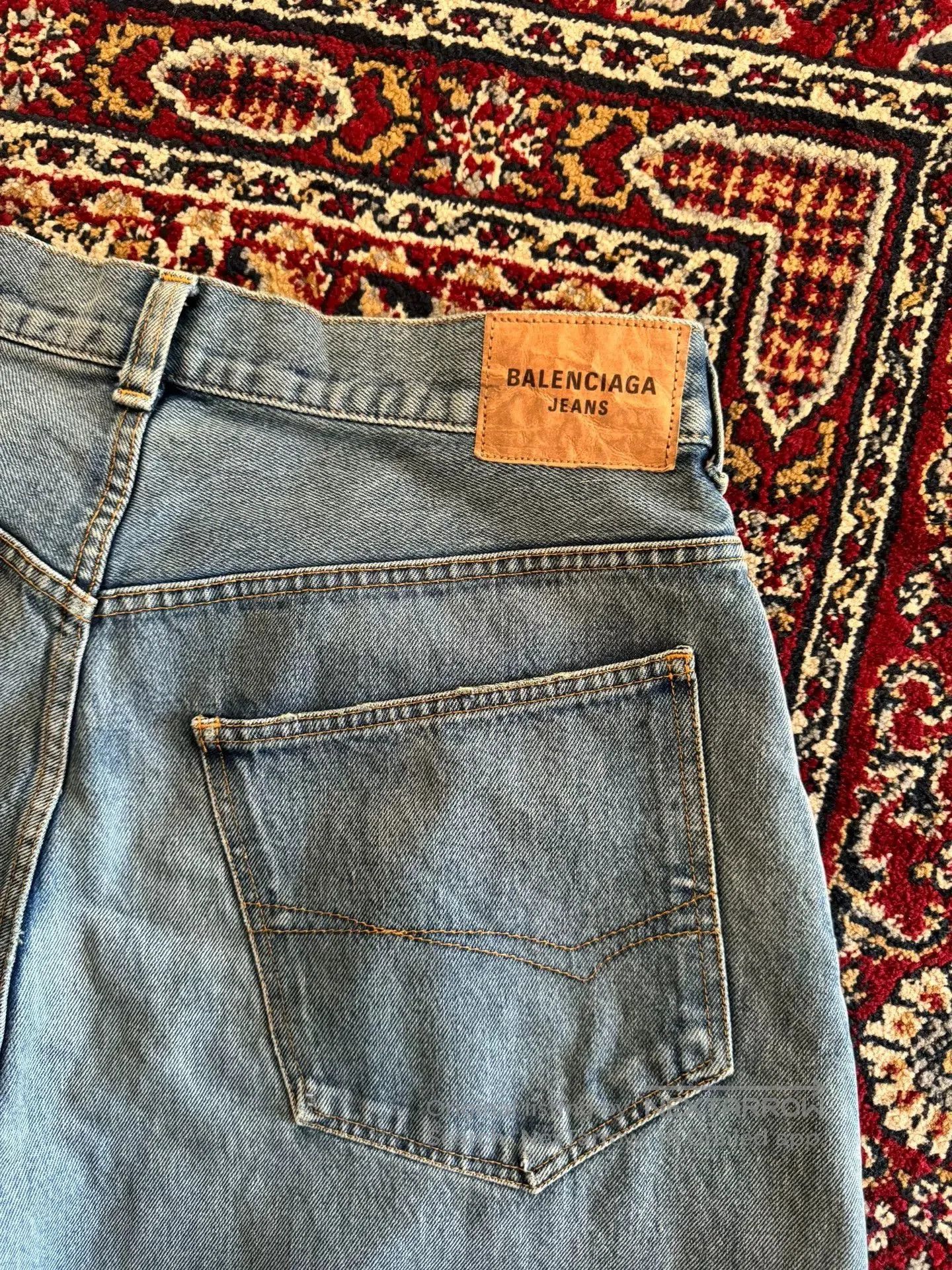 Balenciaga Balenciaga Baggy Washed Blue Denim. Size US 34 / EU 50 - 4 Thumbnail