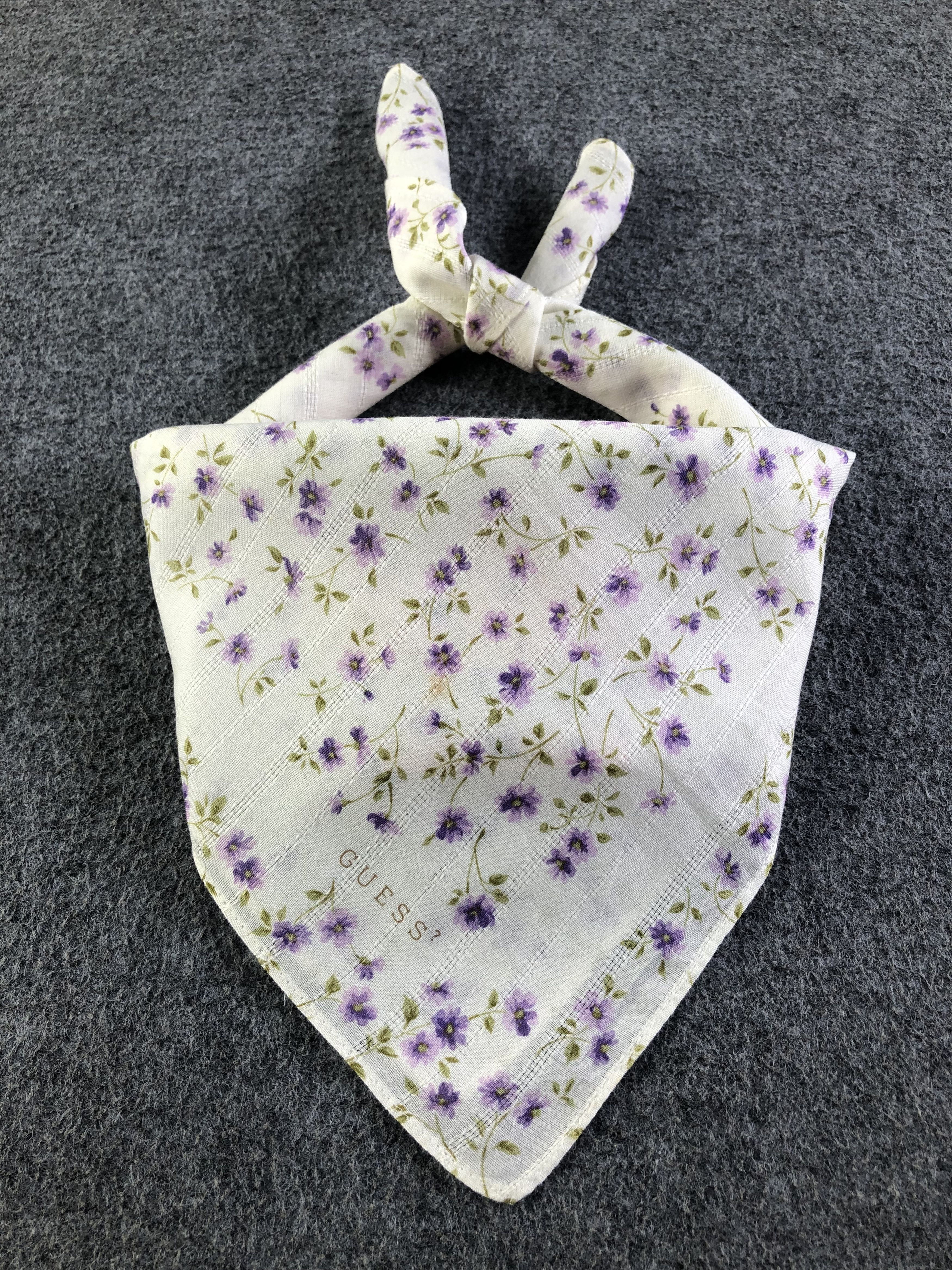 Guess Guess Floral Handkerchief / Bandana / Neckerchief C383 Size ONE SIZE - 2 Thumbnail