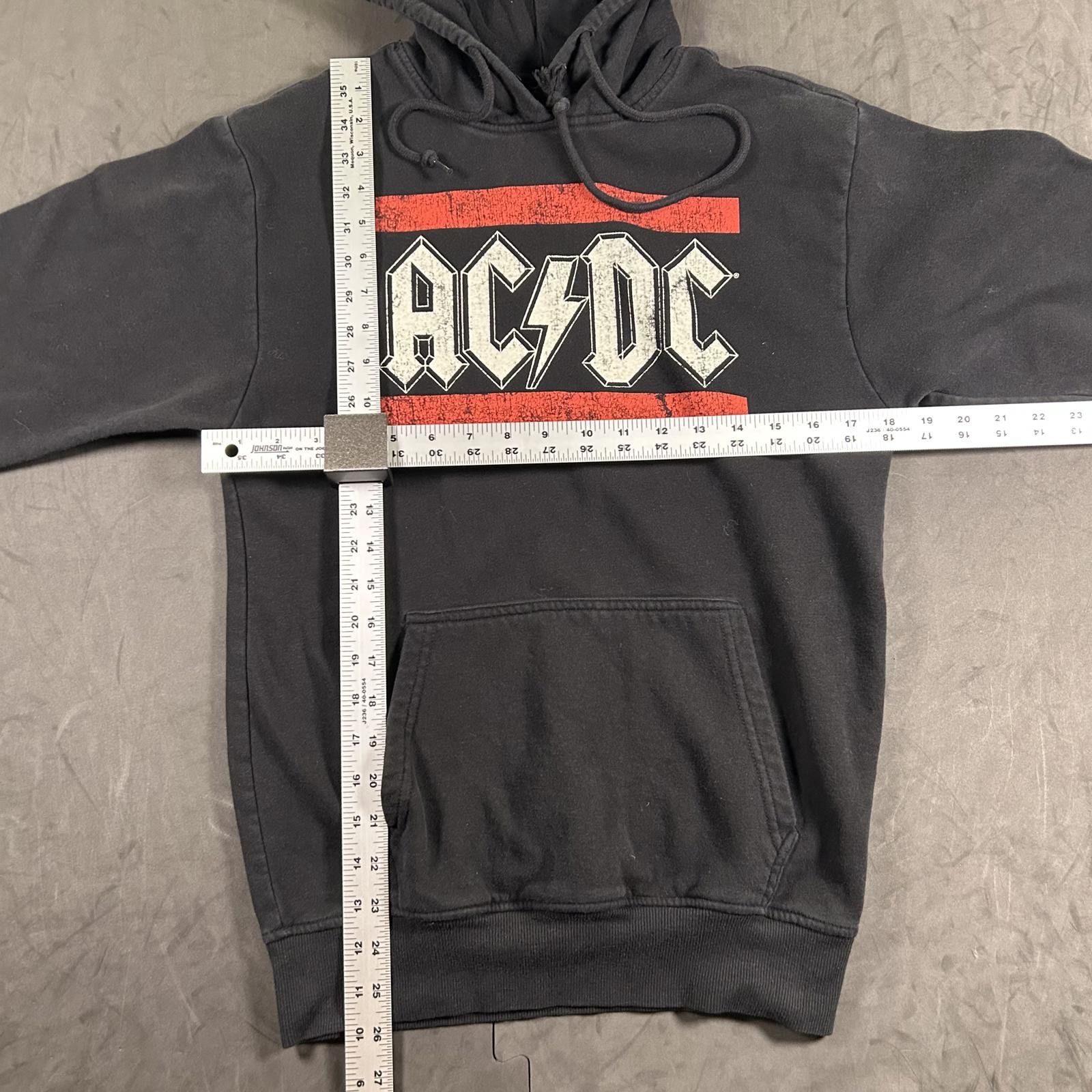 AC/DC Men's Black AC/DC Graphic Hoodie size xs Size US XS / EU 42 / 0 - 3 Thumbnail