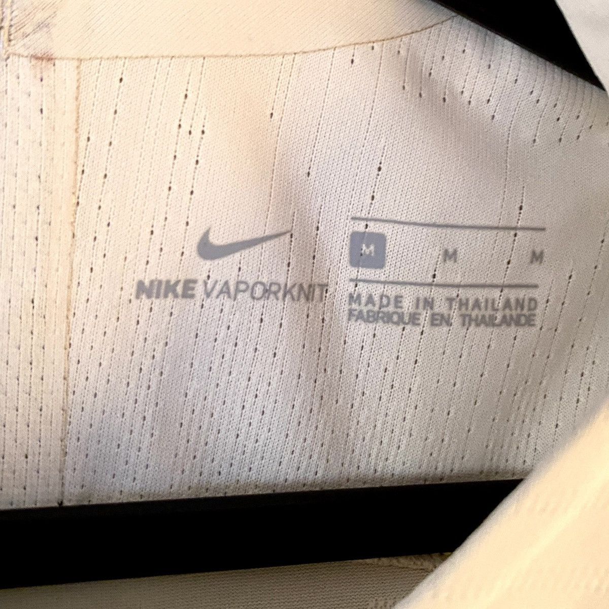 Jordan Brand × Nike 2018 2019 GAME ISSUE PSG Mbappe Nike Away Kit Soccer Jersey Size US M / EU 48-50 / 2 - 9 Thumbnail
