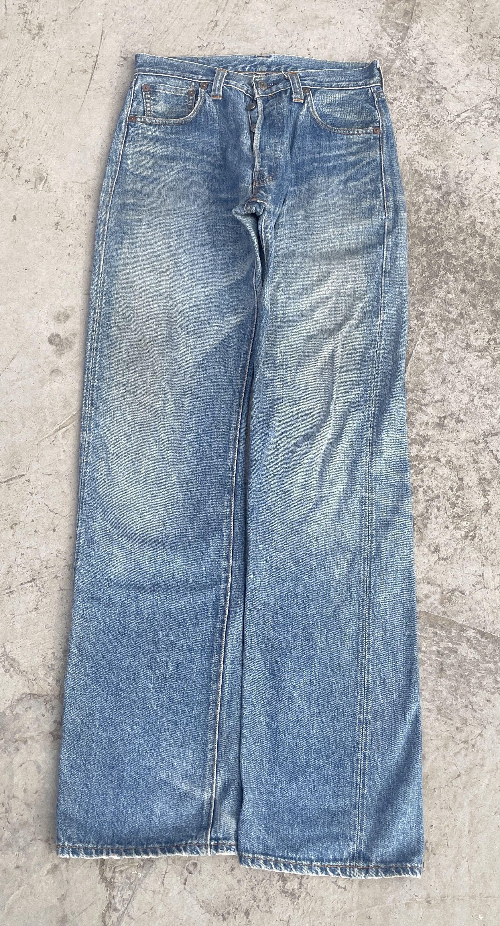 Vintage Levi’s 501 white Selvage paper tag