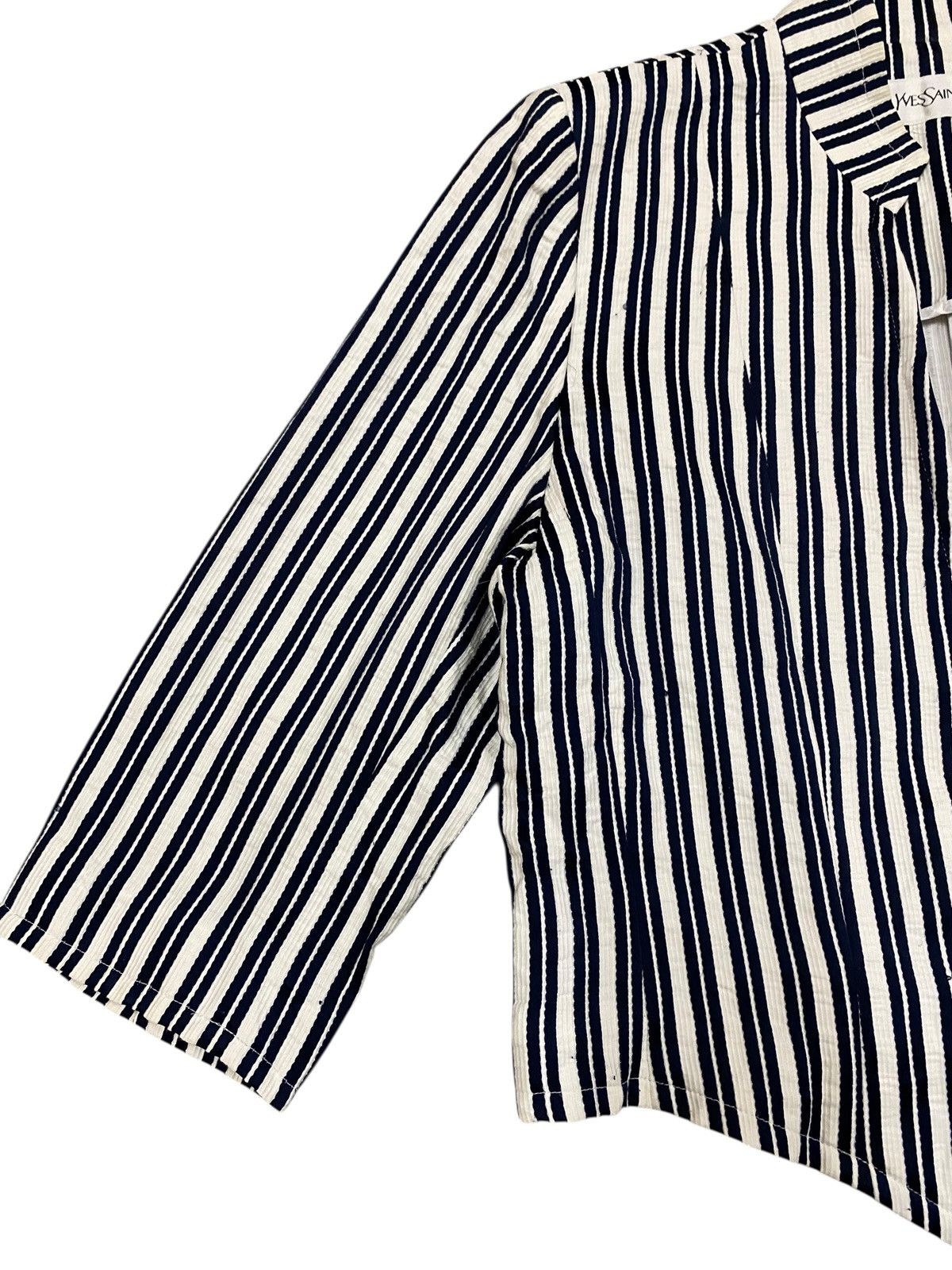 Yves Saint Laurent Vintage Yves Saint Laurent YSL Cropped Striped Blazer Size M / US 6-8 / IT 42-44 - 5 Thumbnail