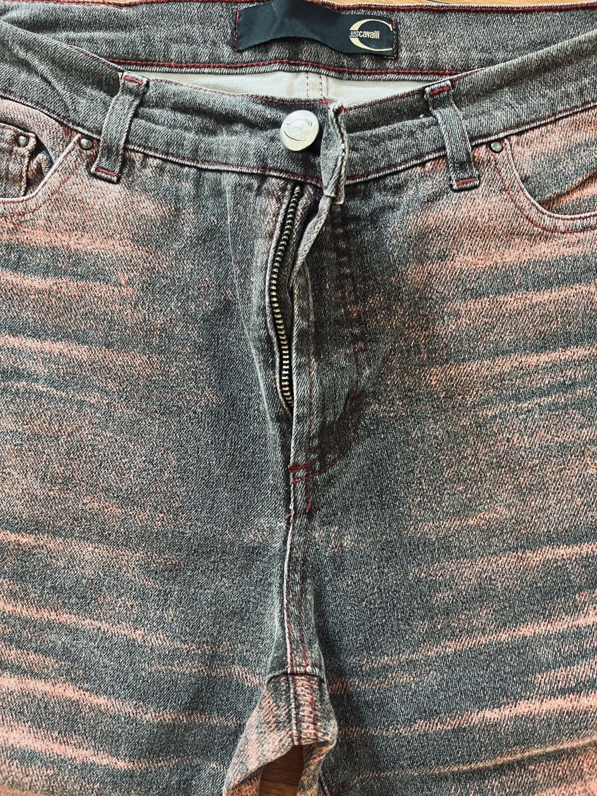 Roberto Cavalli Roberto Cavalli Vintage Black Jeans with Red Fade – size M Size 28" / US 6 / IT 42 - 4 Thumbnail