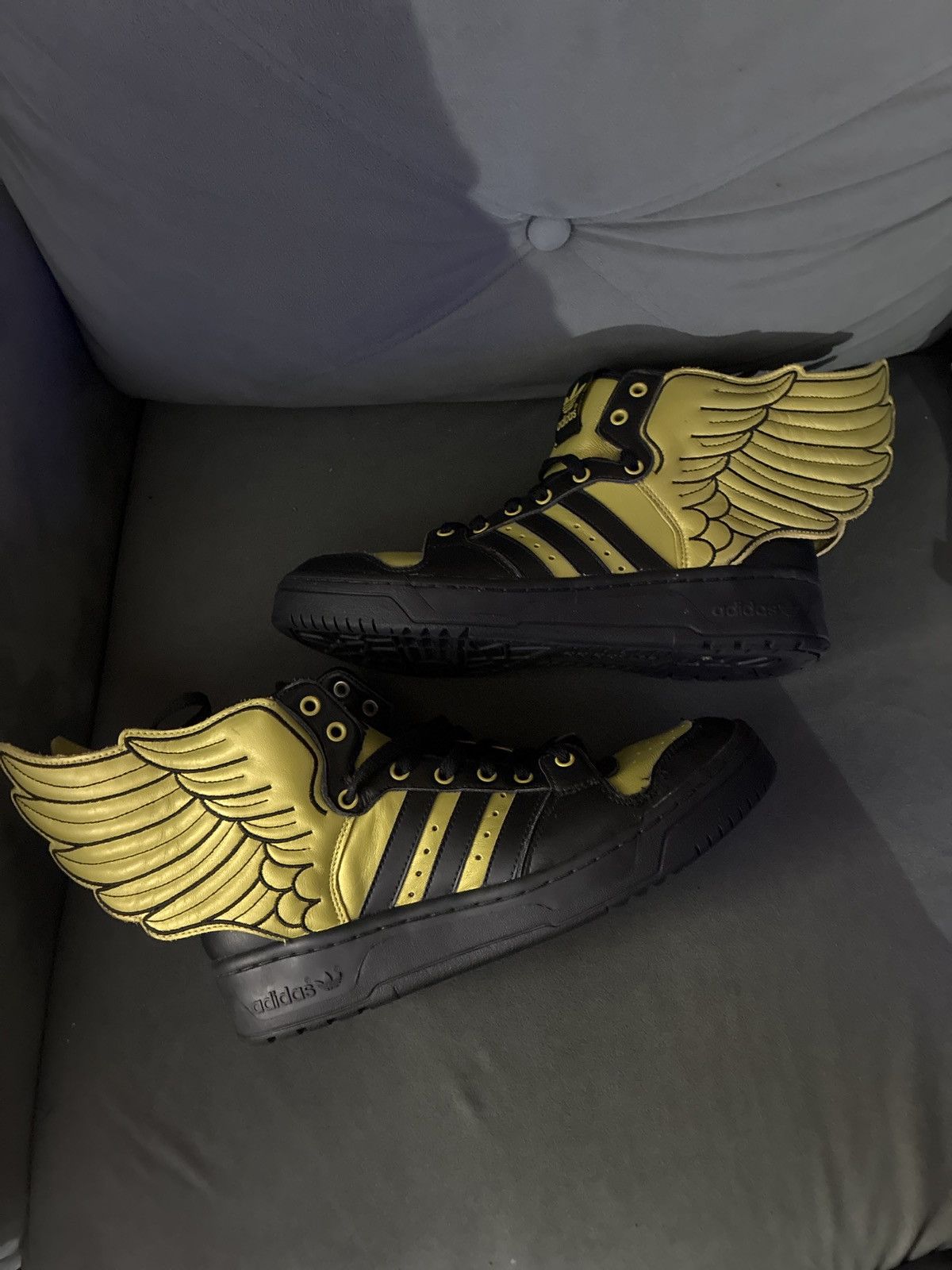 Adidas × Jeremy Scott Jeremy Scott X Adidas Wings 2.0 Black and Gold size 8 Size US 8 / EU 41 - 1 Thumbnail