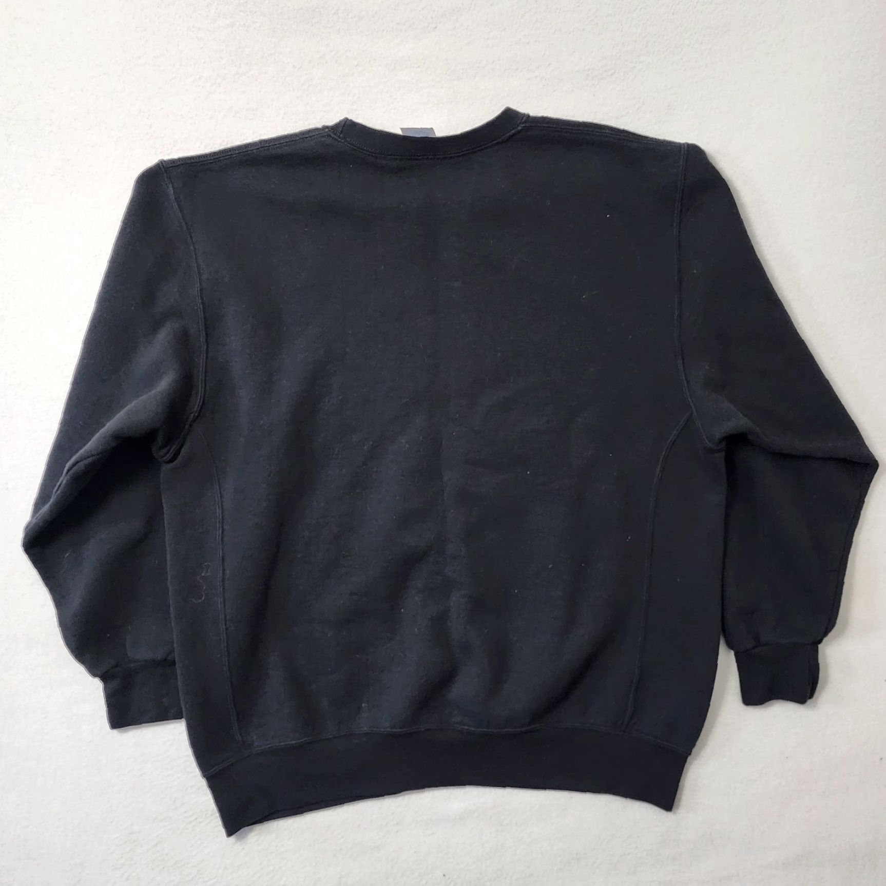 Russell Athletic VINTAGE Russell Athletic Sweatshirt Crewneck XL Black Mens Grunge Y2K Skater Size US XL / EU 56 / 4 - 2 Thumbnail