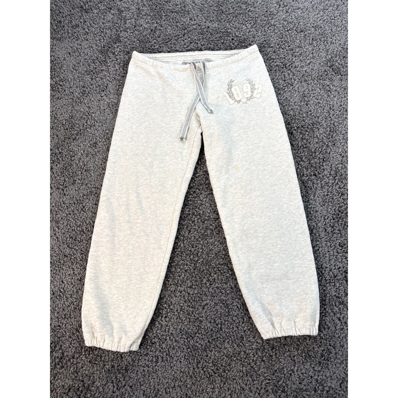 Abercrombie & Fitch VINTAGE Abercrombie Sweatpants Womens XS Spell Out Baggy 1892 Fleece Y2K Gray Logo Pants Womens XS Size 26" / US 2 / IT 38 - 2 Thumbnail