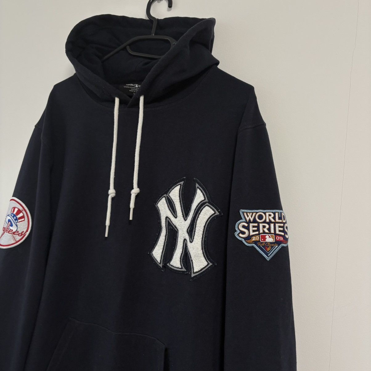 New York Yankees Vintage New York Yankees Mens boxy fit hoodie retro casual Size US L / EU 52-54 / 3 - 2 Thumbnail