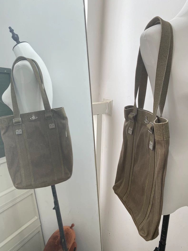 Vivienne Westwood Vivienne Westwood size os Carry a shoulder bag with one sho Size ONE SIZE - 8 Thumbnail