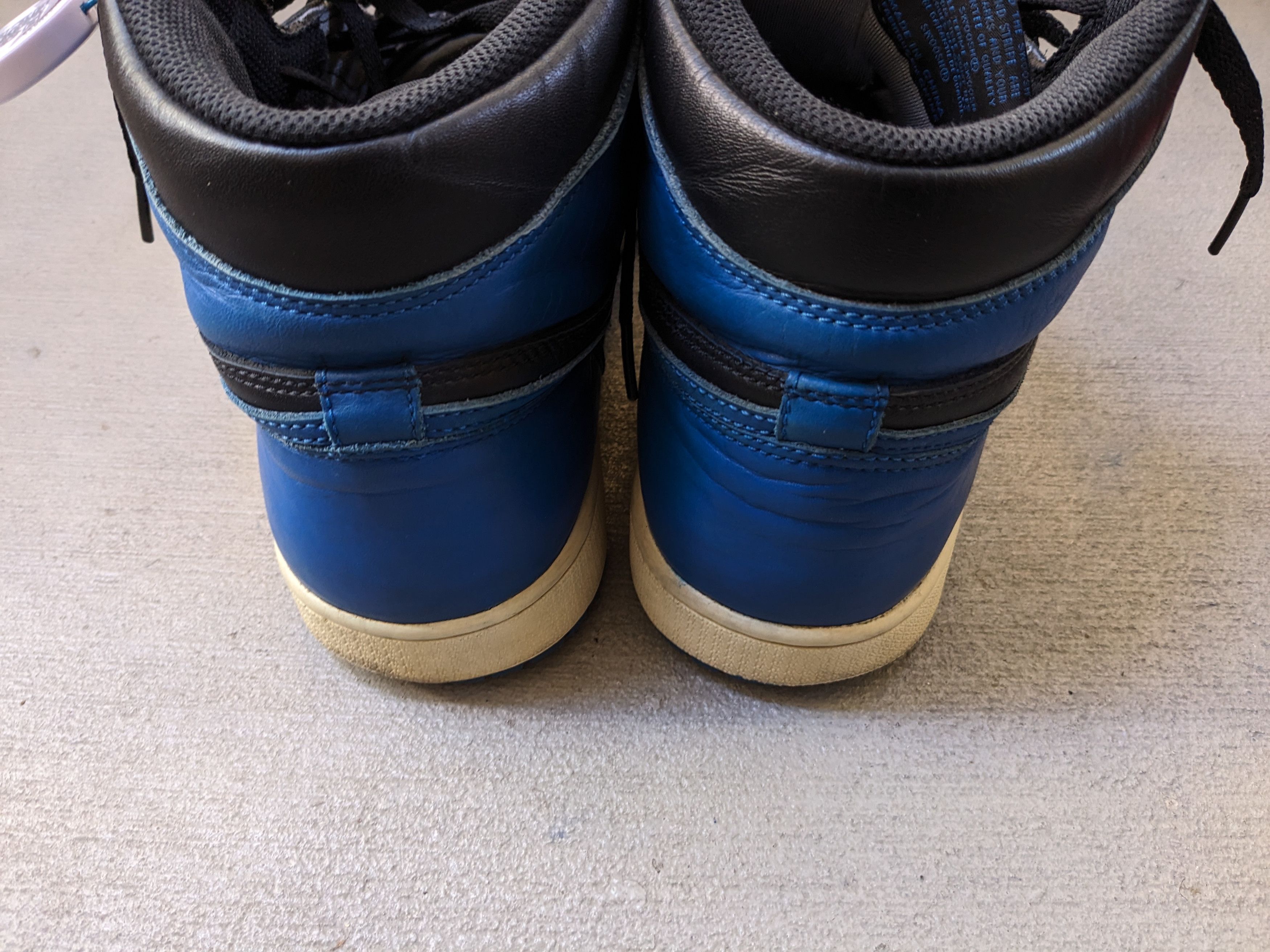 Jordan Brand Nike Air Jordan Retro 1 High OG Royal Size 11 555088-007 Size US 11 / EU 44 - 15 Thumbnail