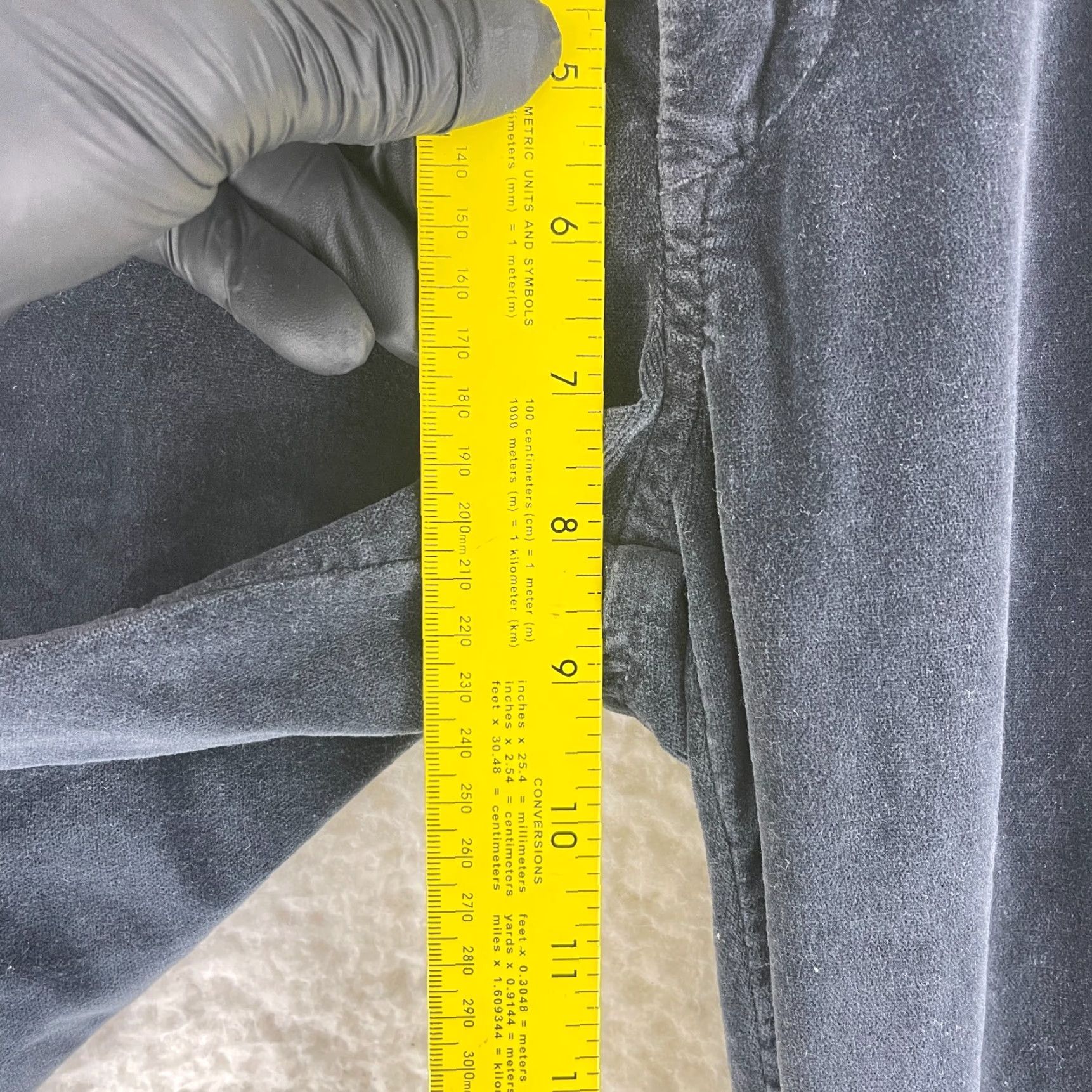Vintage VINTAGE Joe's Jeans Chelsea Velvet Skinny Pants Womens Low-Rise Casual Made in USA Size 28 Gray 31" Waist 31" Inseam JSNA Size 28" / US 6 / IT 42 - 7 Thumbnail