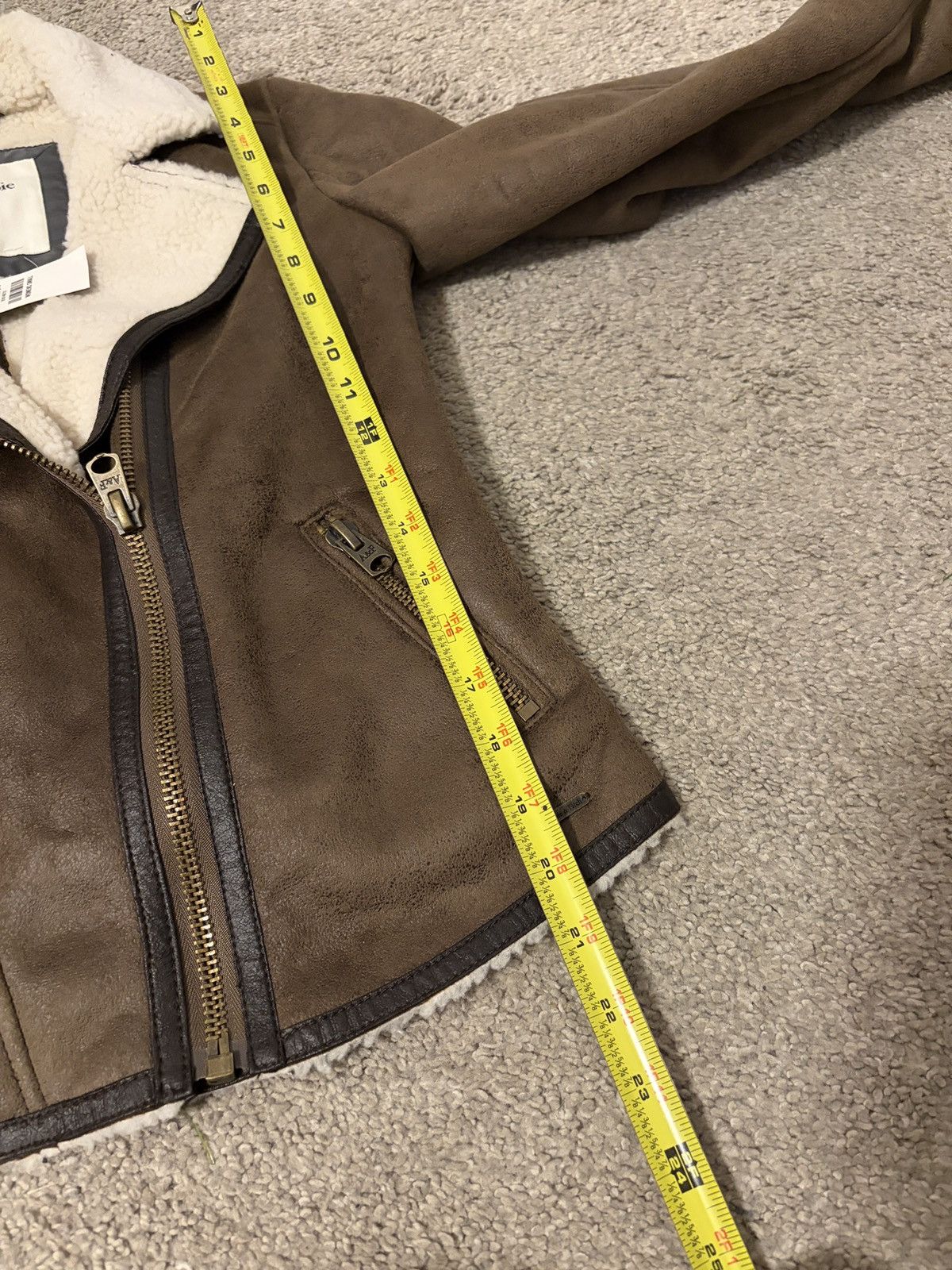 Abercrombie & Fitch Abercrombie Fitch Vegan Suede Leather Jacket Size Small Size S / US 4 / IT 40 - 3 Thumbnail