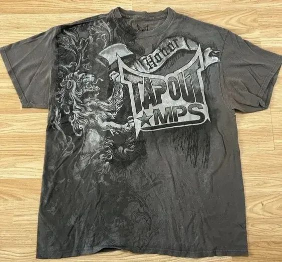Vintage Gothic Back Streetwear TShirt Size US XL / EU 56 / 4 - 1 Thumbnail