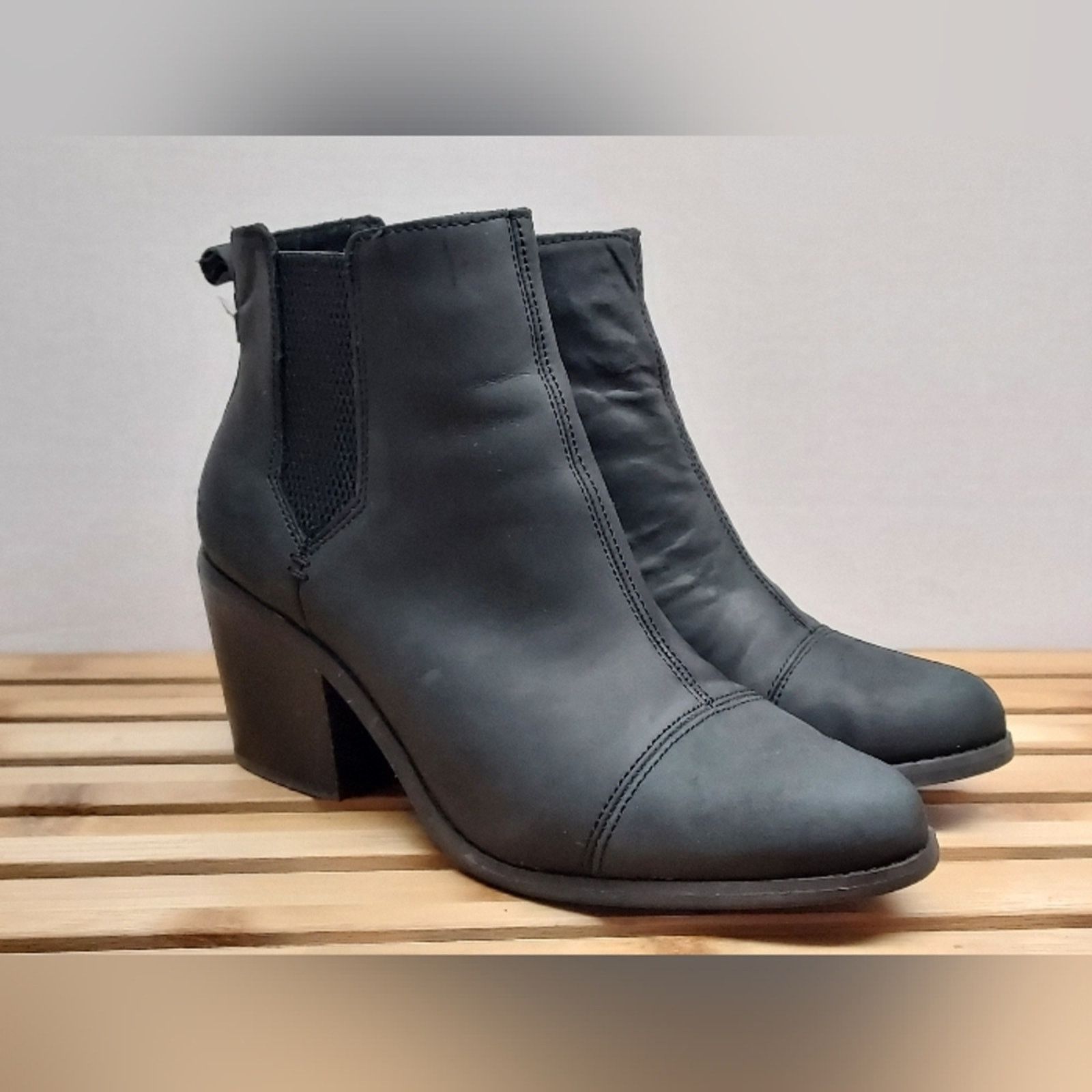 Toms TOMS Womens Black Everly Leather Pull On Ankle Boots Size 9 Size US 9 / IT 39 - 1 Thumbnail