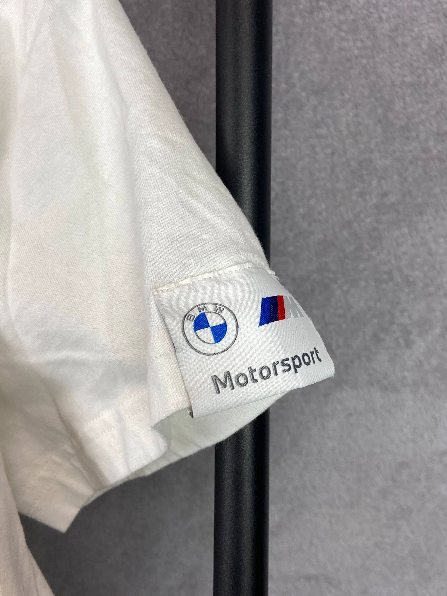 BMW × Puma Puma BMW Motorsport racing tee vintage 2000s streetwear L Size US L / EU 52-54 / 3 - 5 Thumbnail