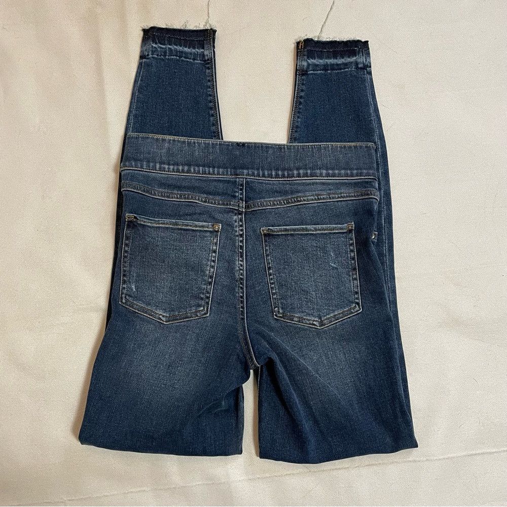 Spanx NWT New $128 Spanx Distressed Ankle Skinny Medium Wash Jean Size 28" / US 6 / IT 42 - 5 Thumbnail