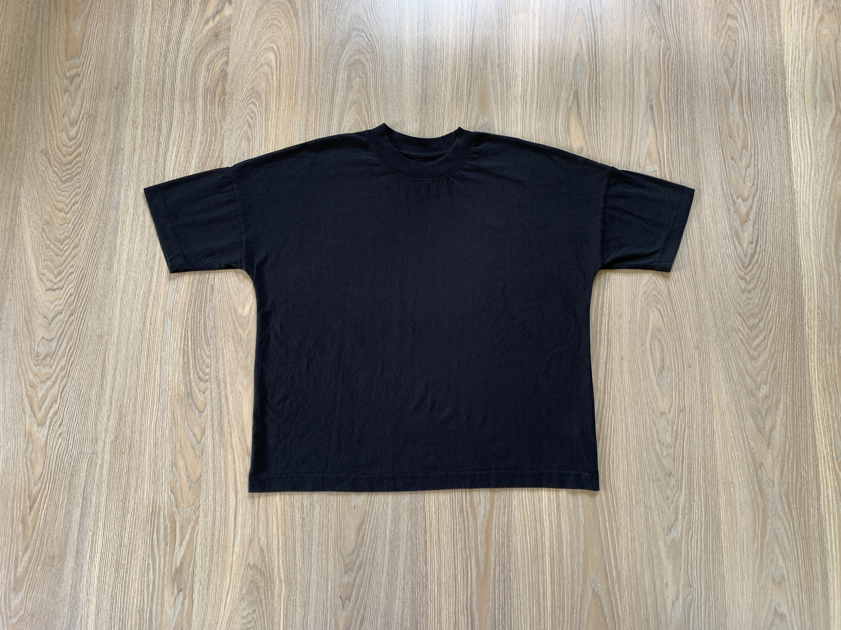 Other Madels Trip Printed Black T Shirt Size US XL / EU 56 / 4 - 1 Thumbnail