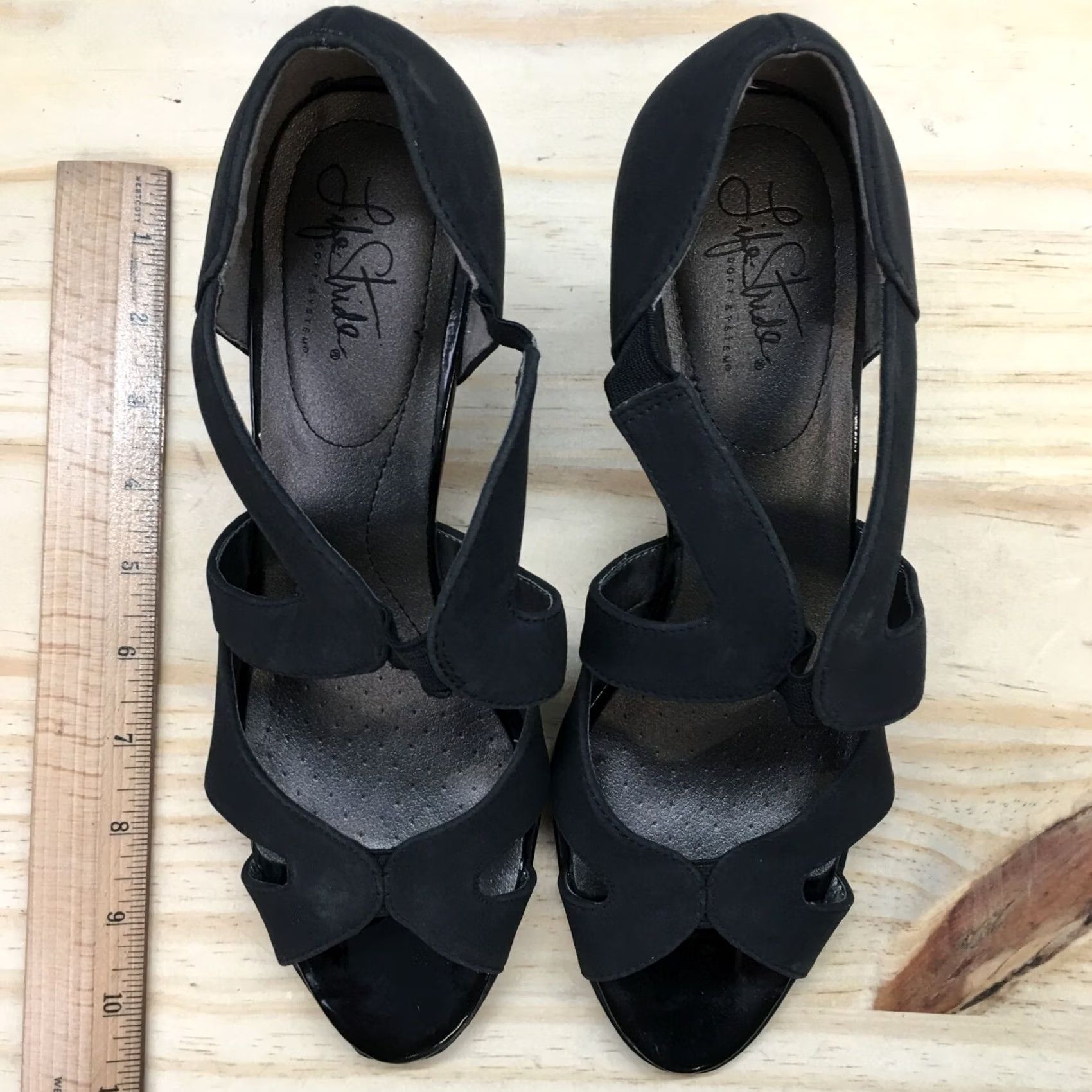 Vintage LifeStride Heels Womens 10 M Pump Black Cut Out Peep Toe Slip On Cone Heels Size US 10 / IT 40 - 5 Thumbnail