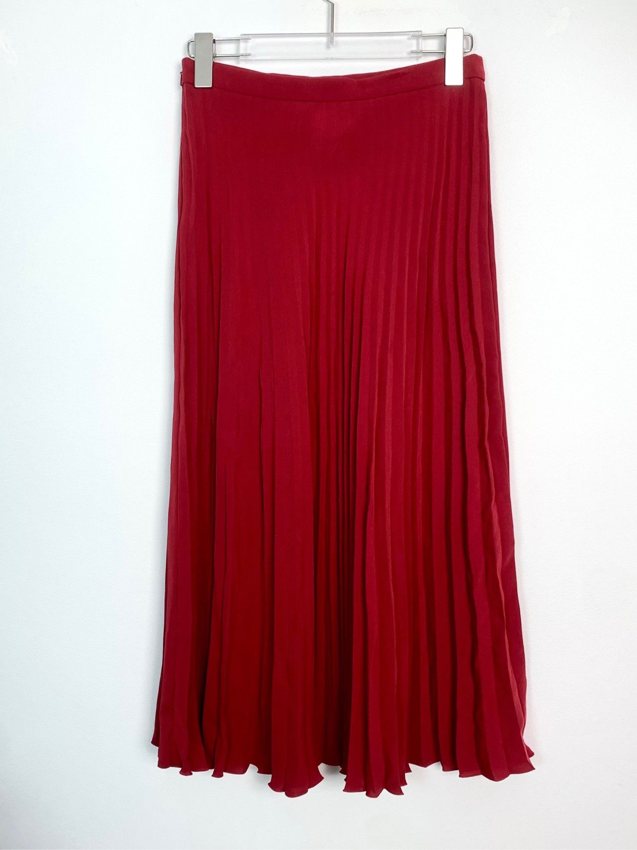 Max Mara Maxmara pleated MIDI dress in red, size 38 Size 26" / US 2 / IT 38 - 6 Thumbnail