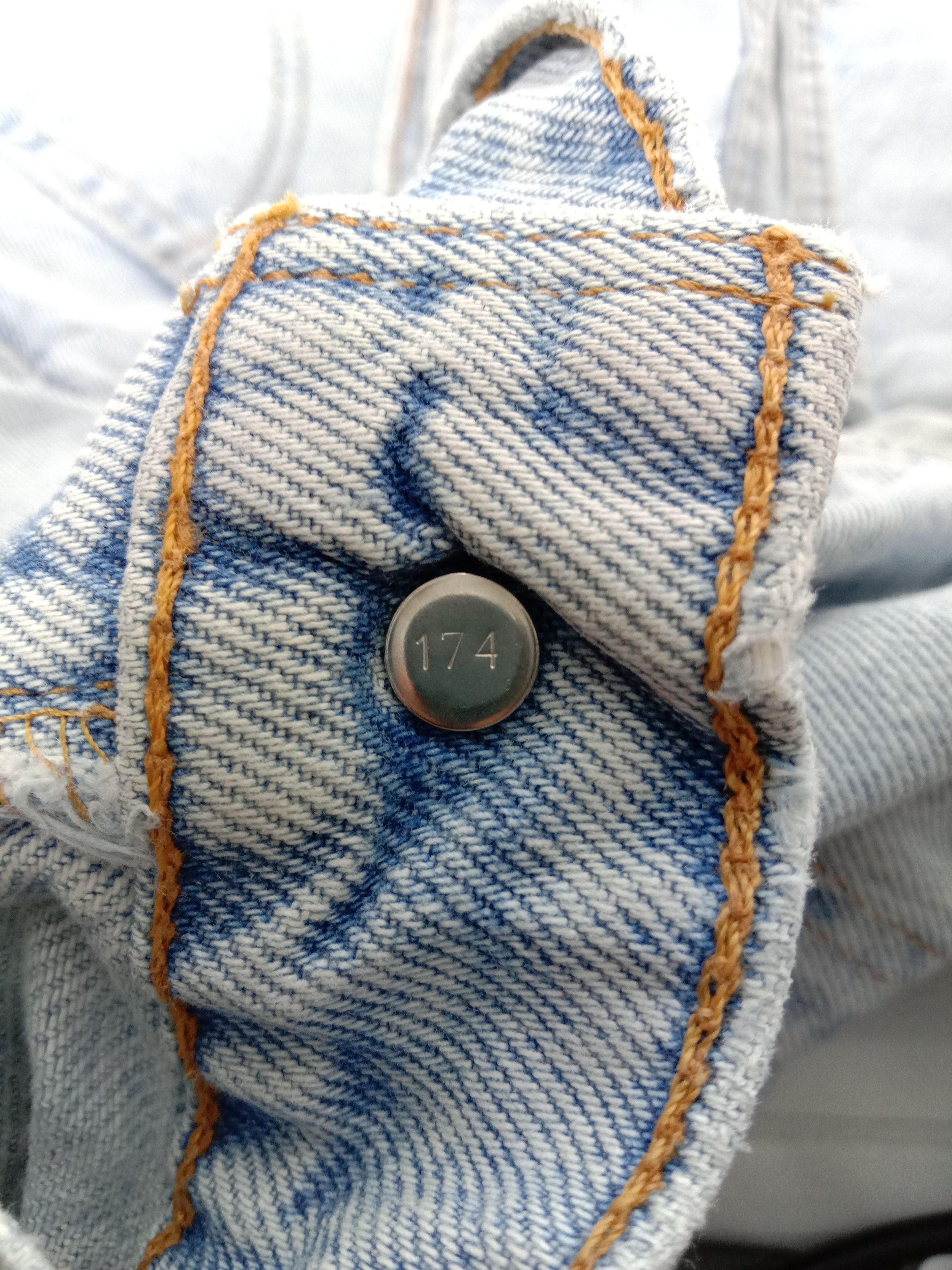 Levi's Vintage 90s Levi’s 540 Jeans Light Wash Distressed Denim Size US 40 / EU 56 - 10 Thumbnail