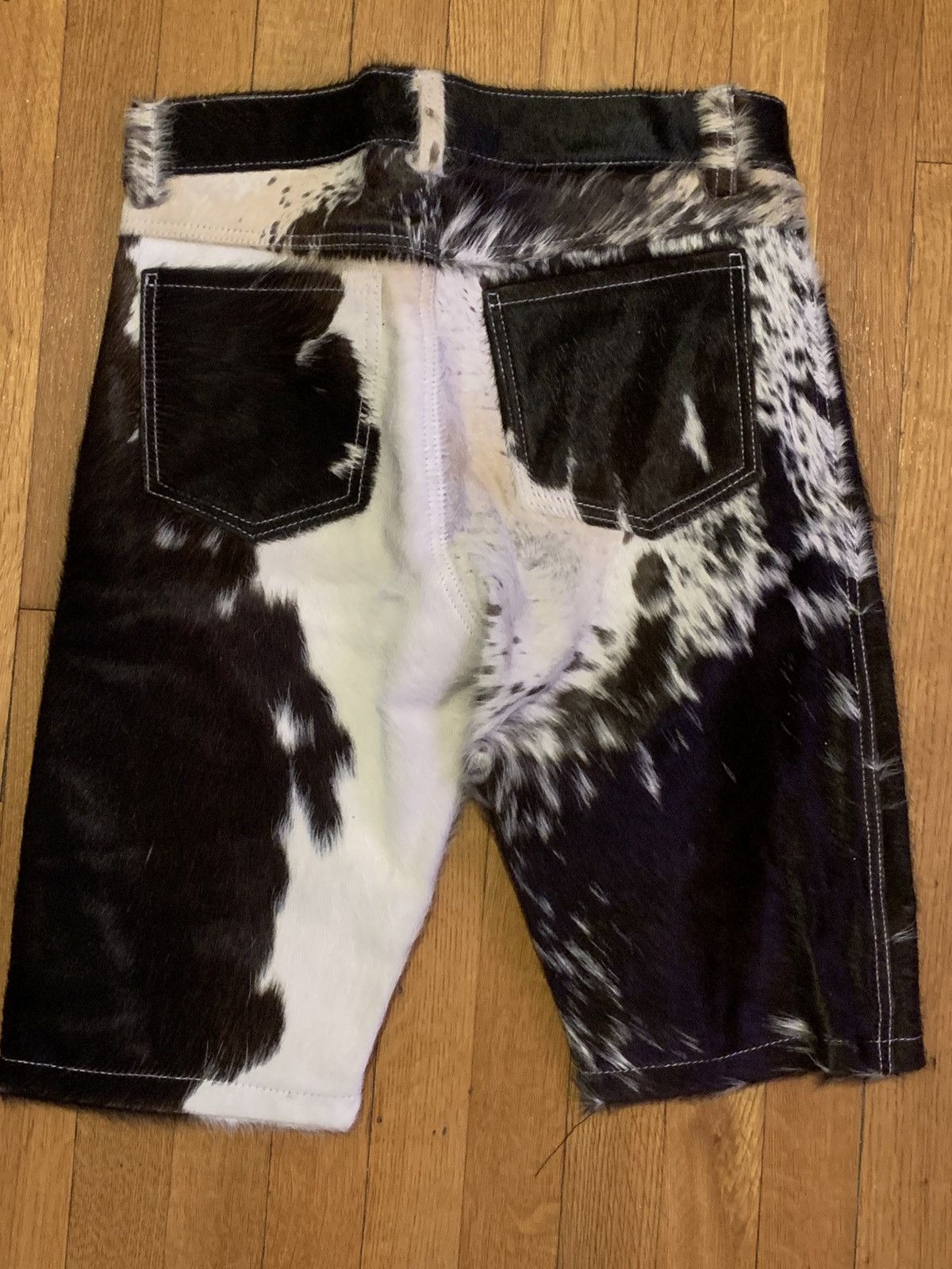 Other Rosas Rancheros Cowhide Fur Shorts Size US 32 / EU 48 - 2 Thumbnail