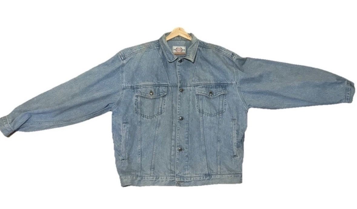 Bugle Boy Vintage Bugle Boy Light Wash Denim Trucker Jacket XL 90s Size US XL / EU 56 / 4 - 1 Thumbnail