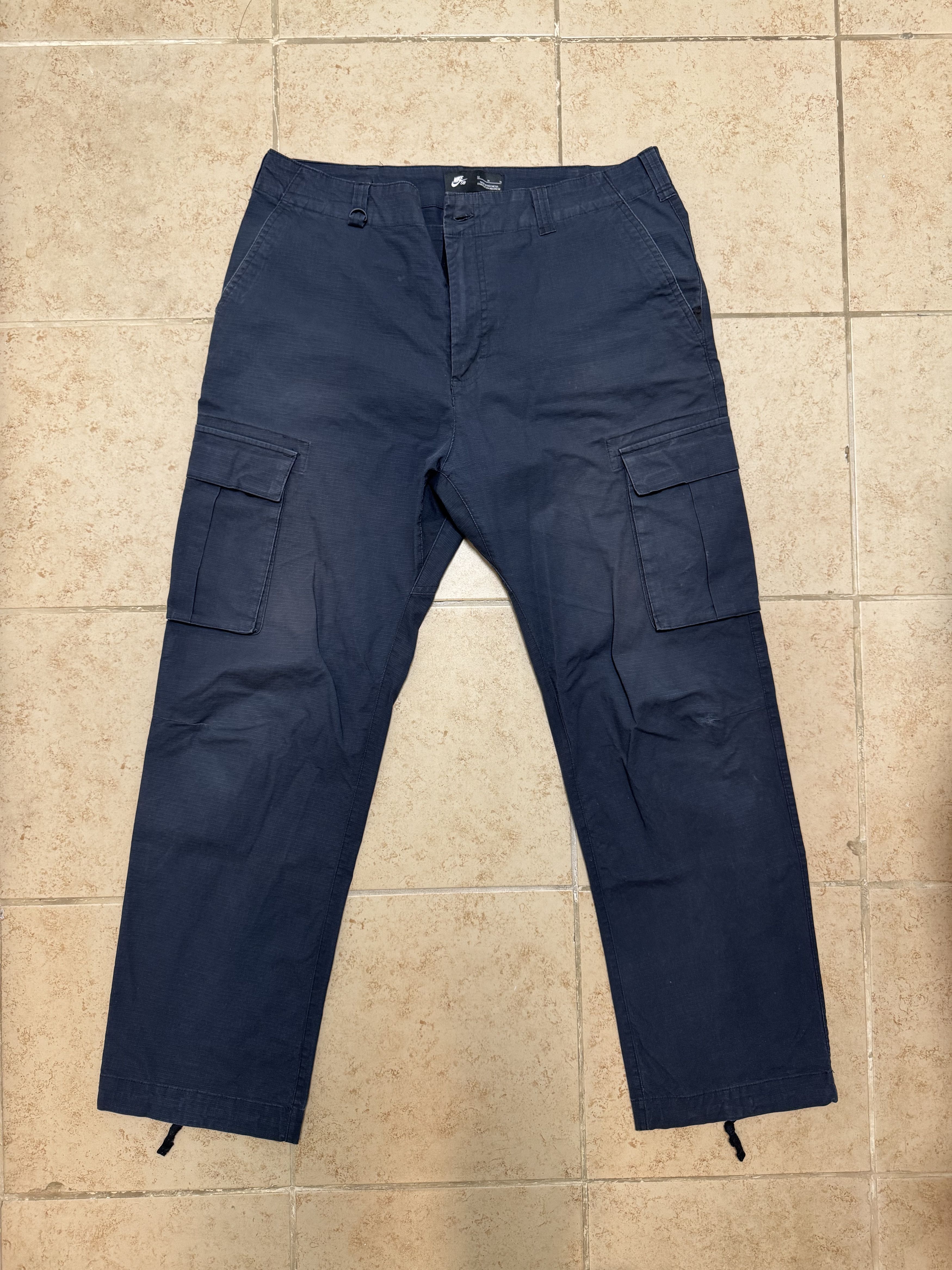 Nike SB Nike SB Cargo Pants - Size M 34 Size US 34 / EU 50 - 1 Thumbnail
