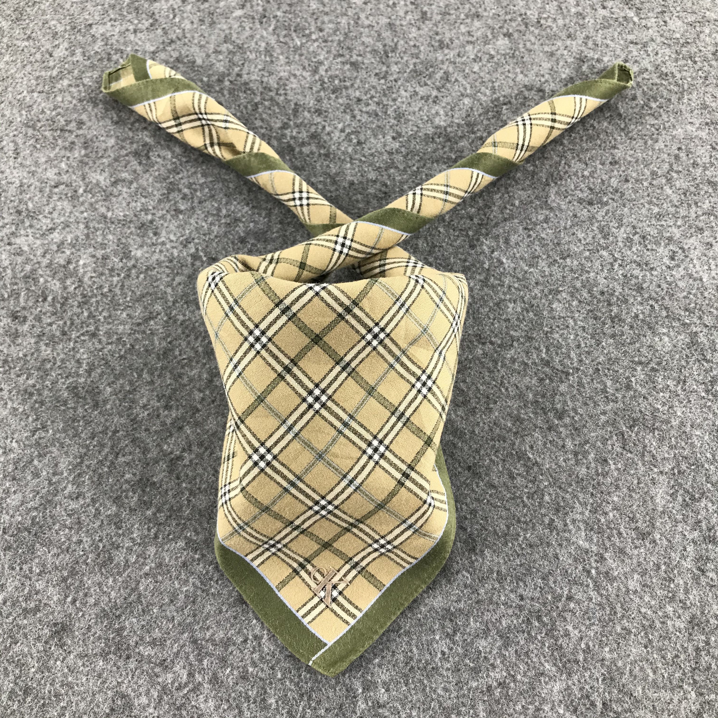 Calvin Klein Tartan Handkerchief Neckerchief Bandana H588