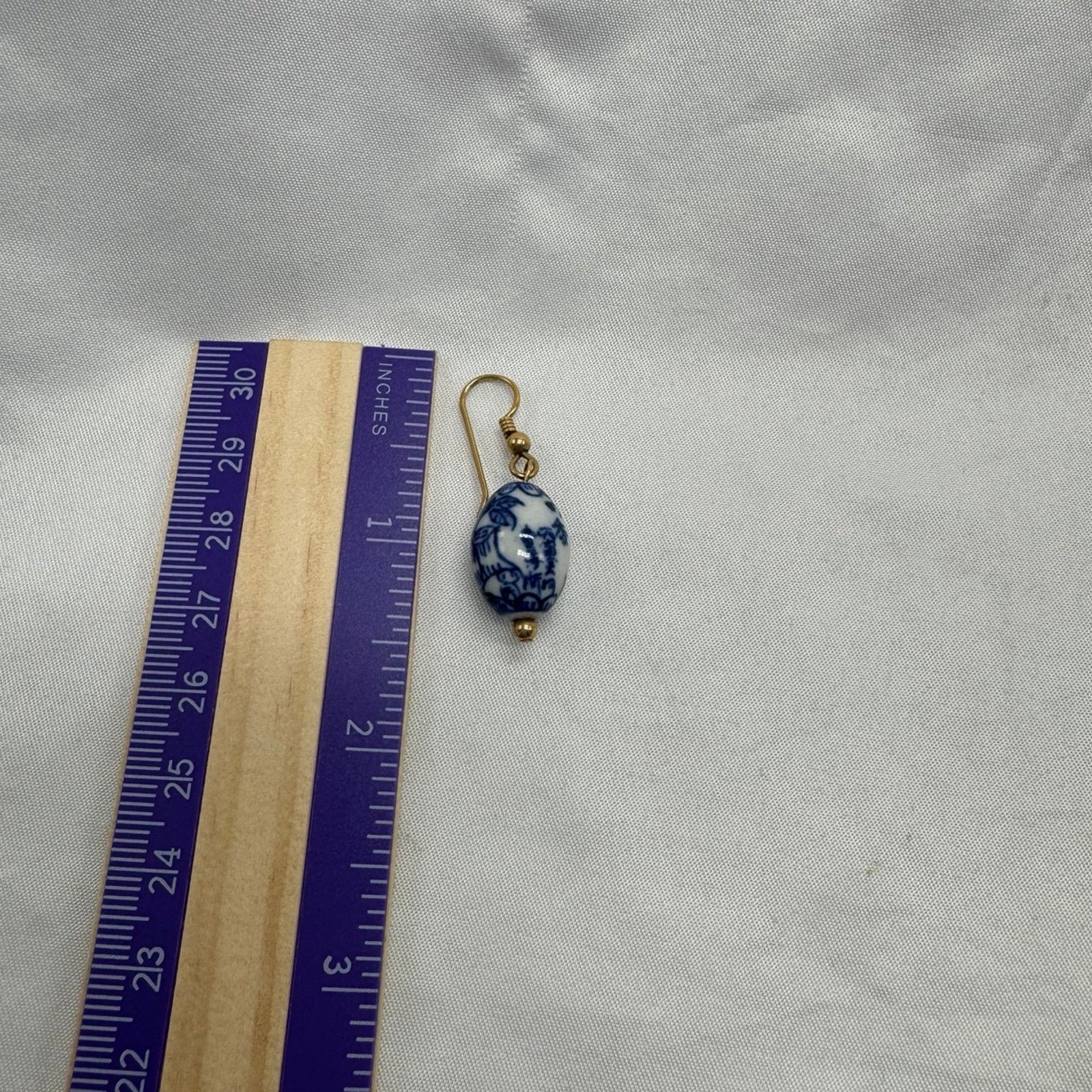 NBDN Nobrandedon VTG porcelain blue and white earrings Size ONE SIZE - 7 Thumbnail