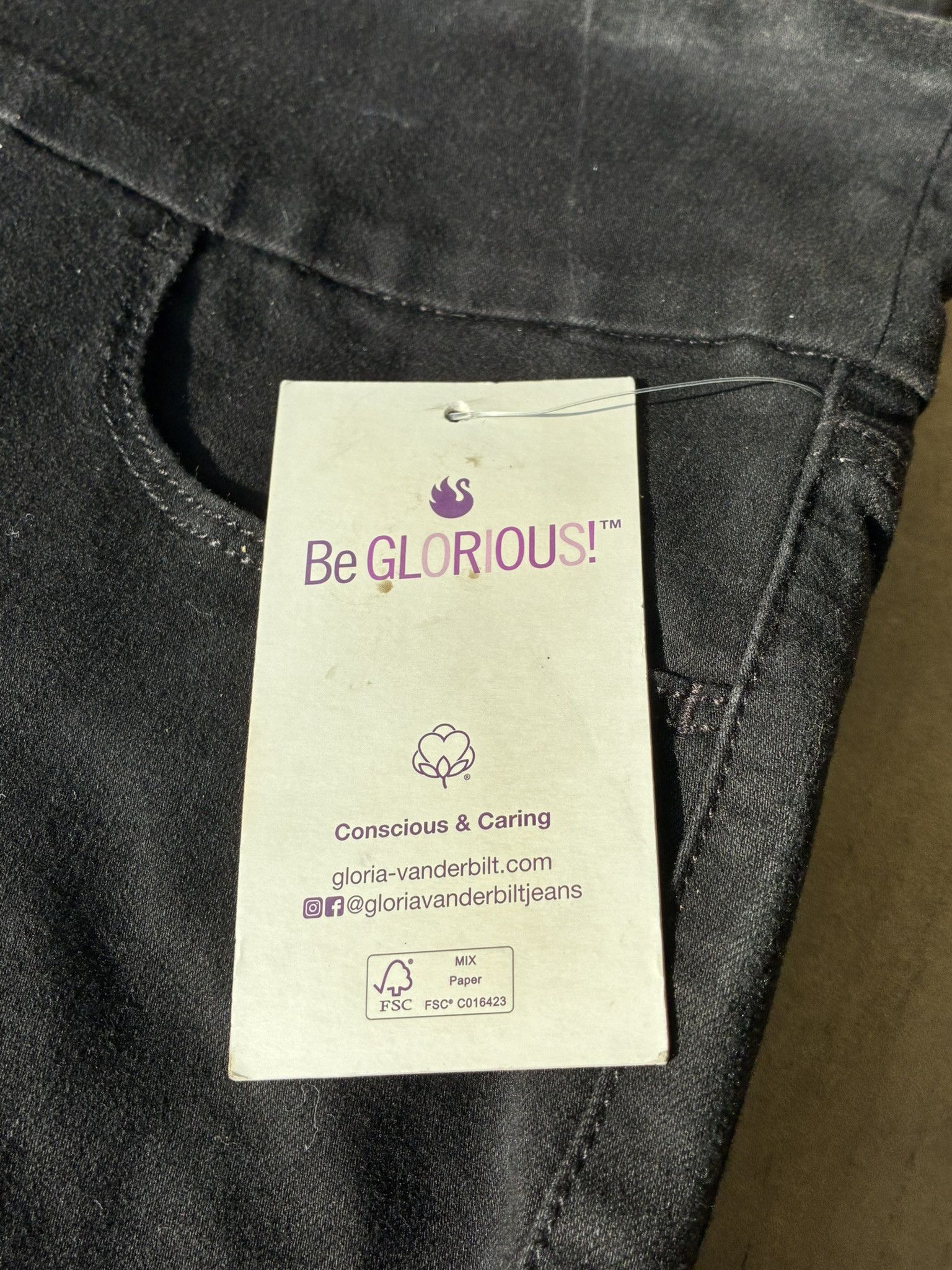Gloria Vanderbilt Gloria Vanderbilt Amanda Pull On Jeans Slimming Panel Size 40" / US 18 - 3 Thumbnail