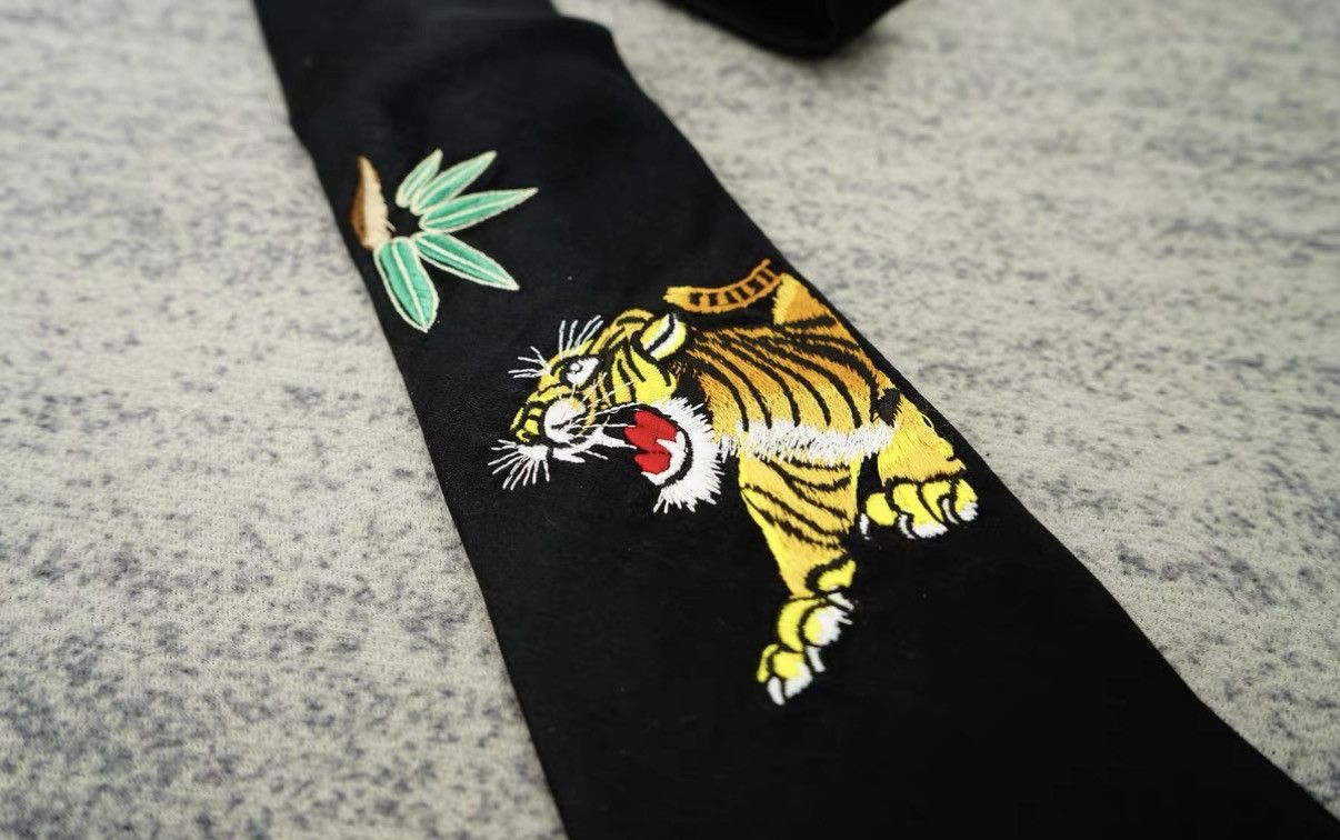 Yohji Yamamoto Yohji Yamamoto Tiger Tie Size ONE SIZE - 1 Thumbnail