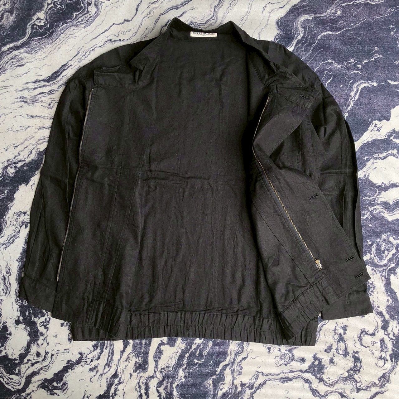 Pierre Balmain Vintage 90s Pierre Balmain Black Minimal Zip Jacket Size US L / EU 52-54 / 3 - 2 Thumbnail