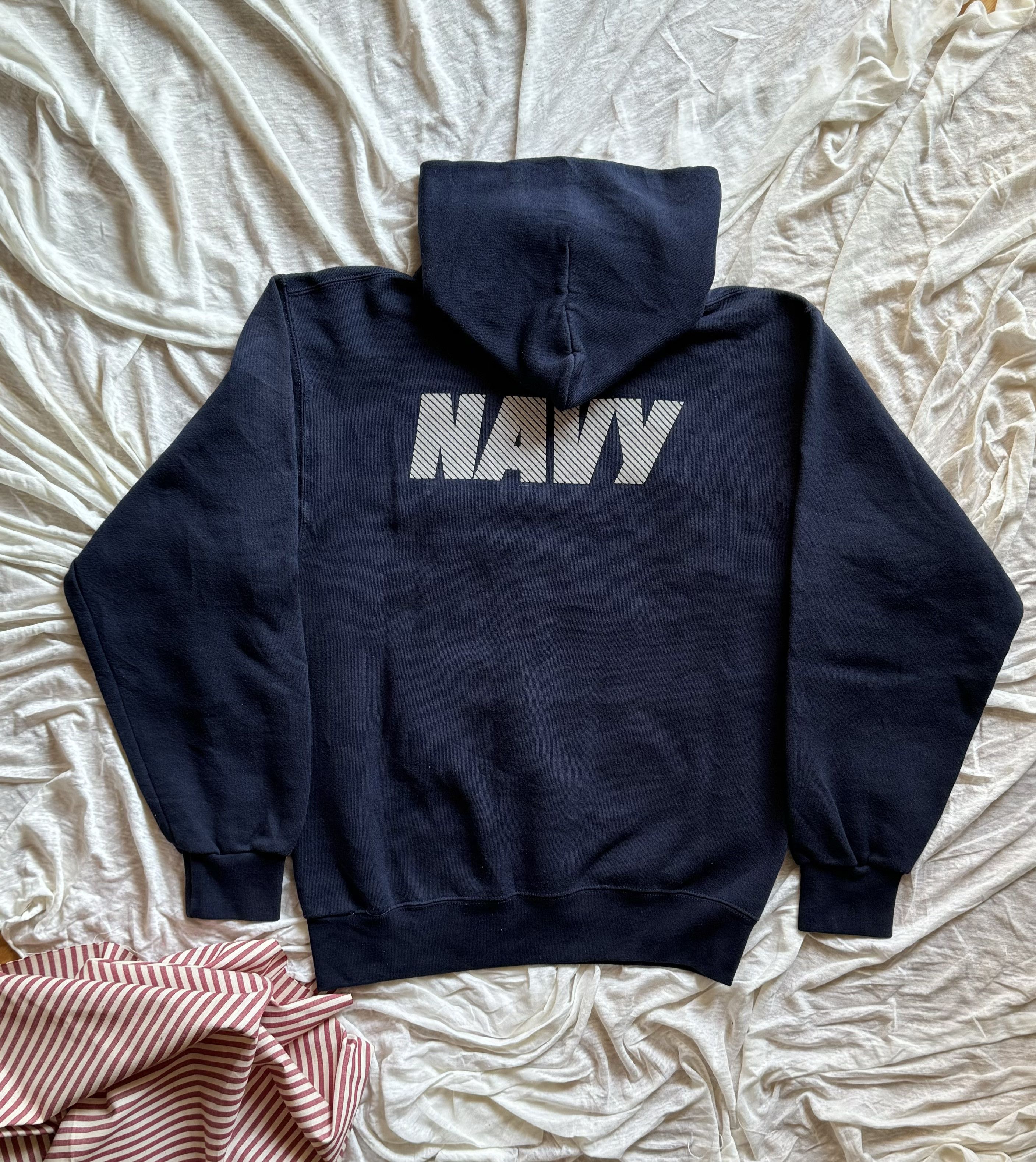 Vintage Hoodie US Navy Loofe small logo vintage Size US S / EU 44-46 / 1 - 6 Thumbnail