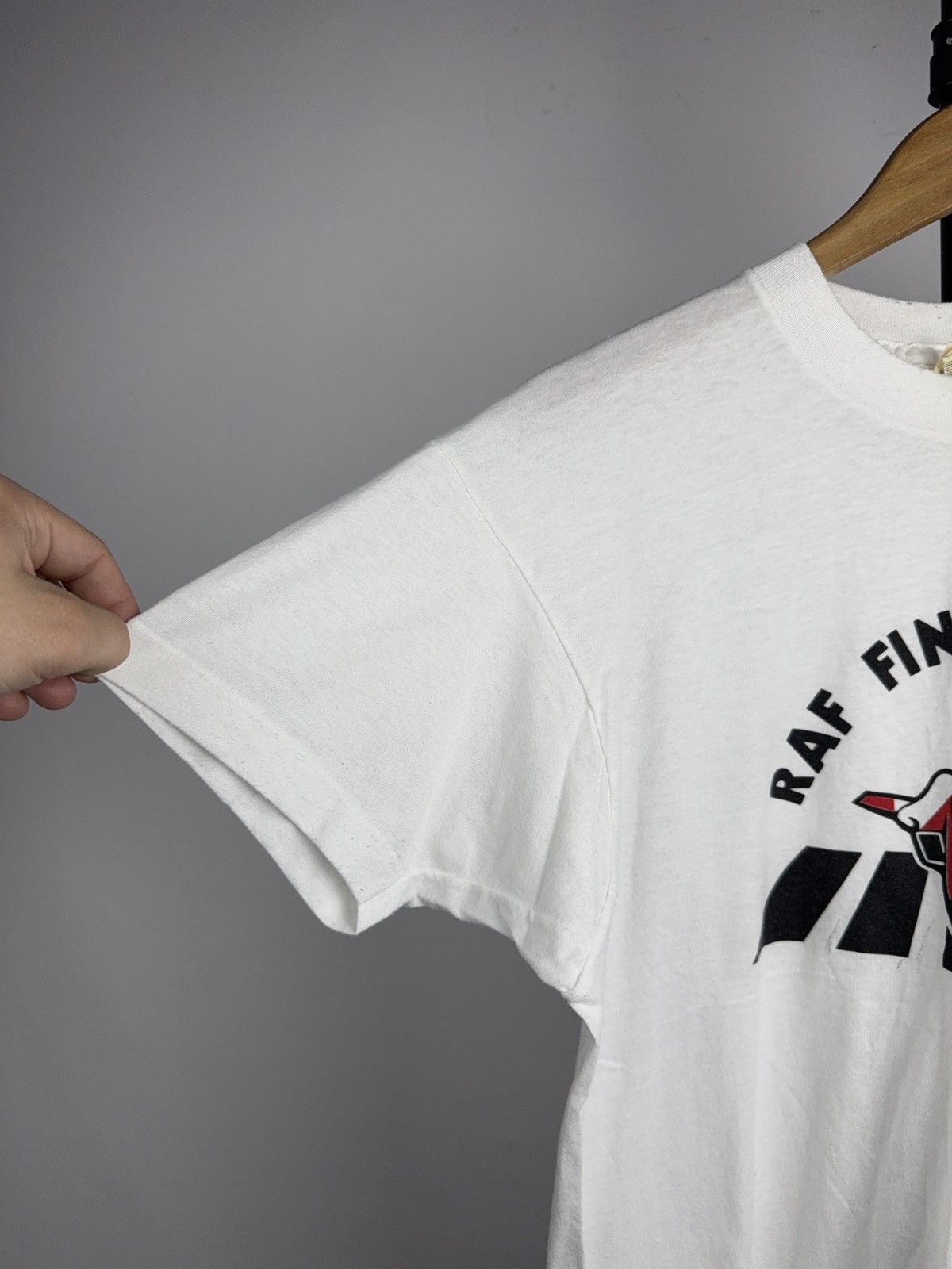 Vintage Vintage RAF Finningley Aviation T-Shirt 90s Screen Stars Size US M / EU 48-50 / 2 - 4 Thumbnail