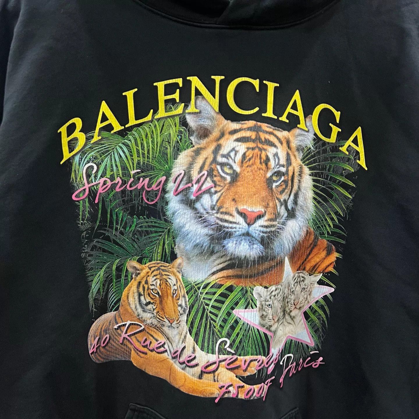 Balenciaga Balenciaga Tiger Hoodie New Unused Size 2 Size M / US 6-8 / IT 42-44 - 2 Thumbnail