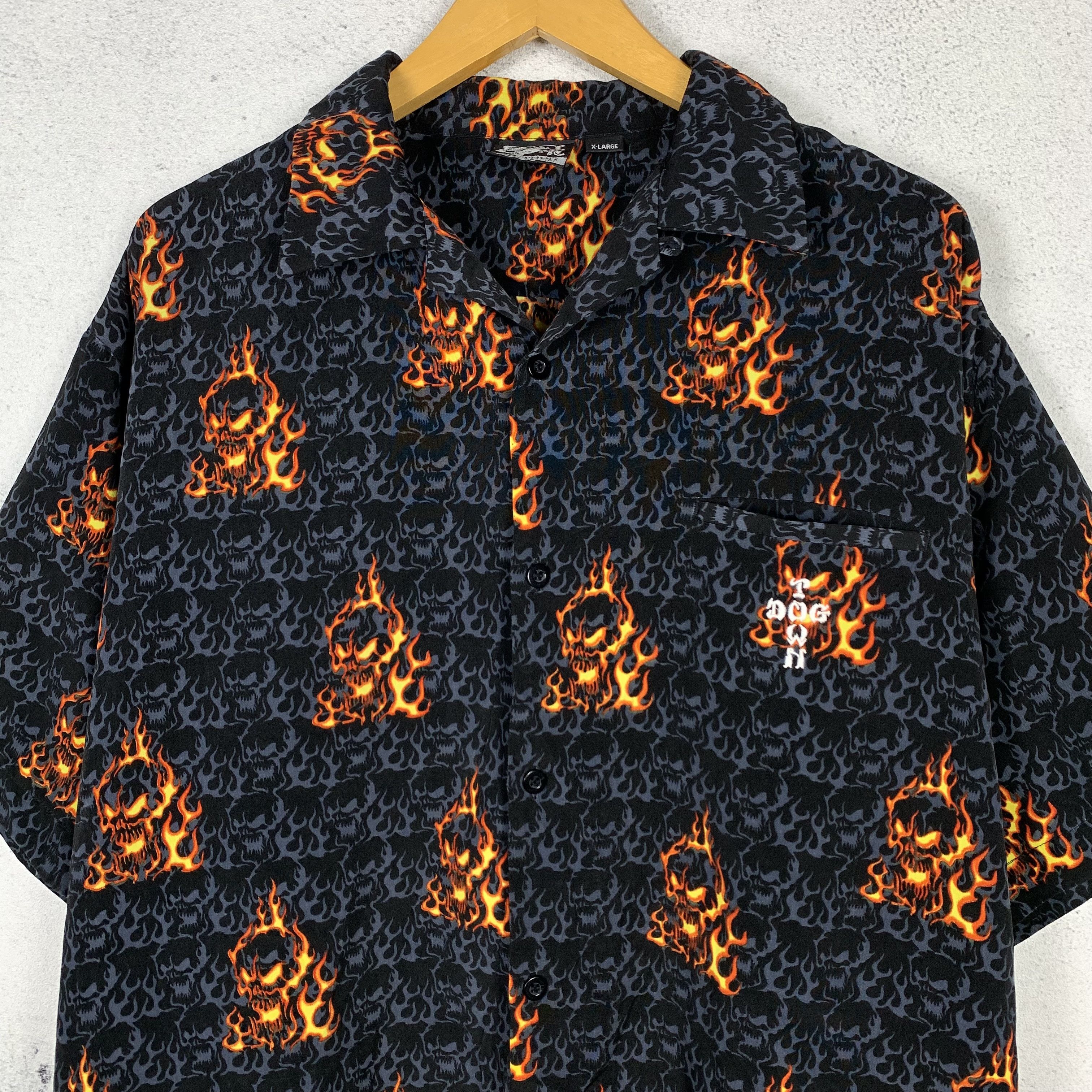 Dogtown Vintage Dogtown Fire Flame Skull Shirt Button Up Size US XL / EU 56 / 4 - 3 Thumbnail