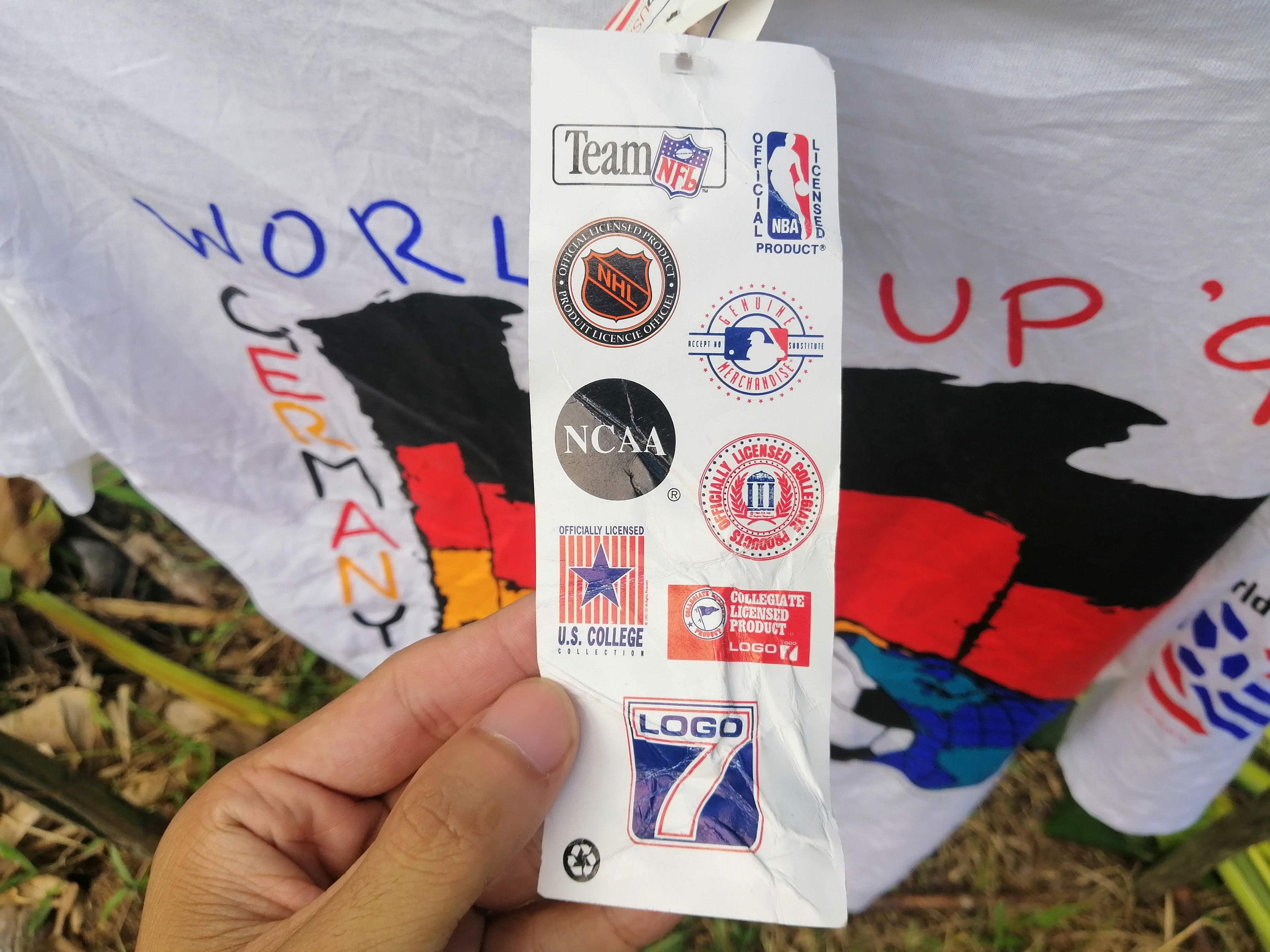 Logo 7 1994 fifa world cup vintage nos t shirt Size US XL / EU 56 / 4 - 10 Thumbnail